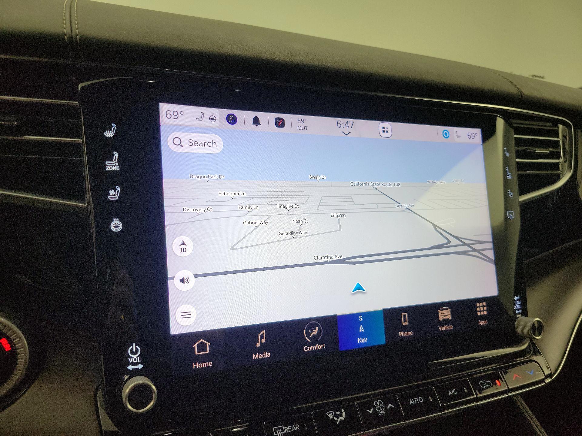 Thumbnail: 2022 Jeep Grand Wagoneer - 14