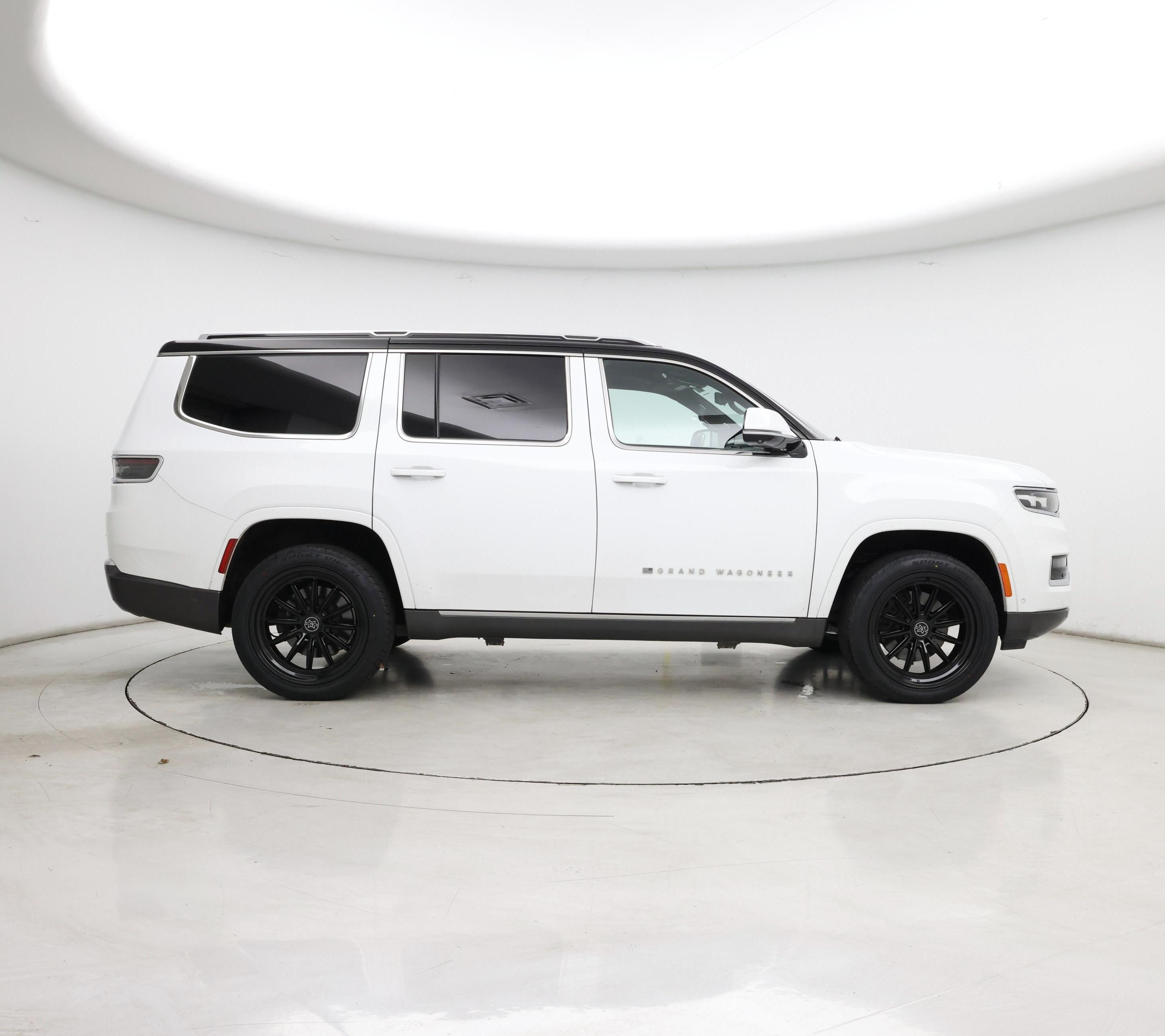 Thumbnail: 2022 Jeep Grand Wagoneer - 7