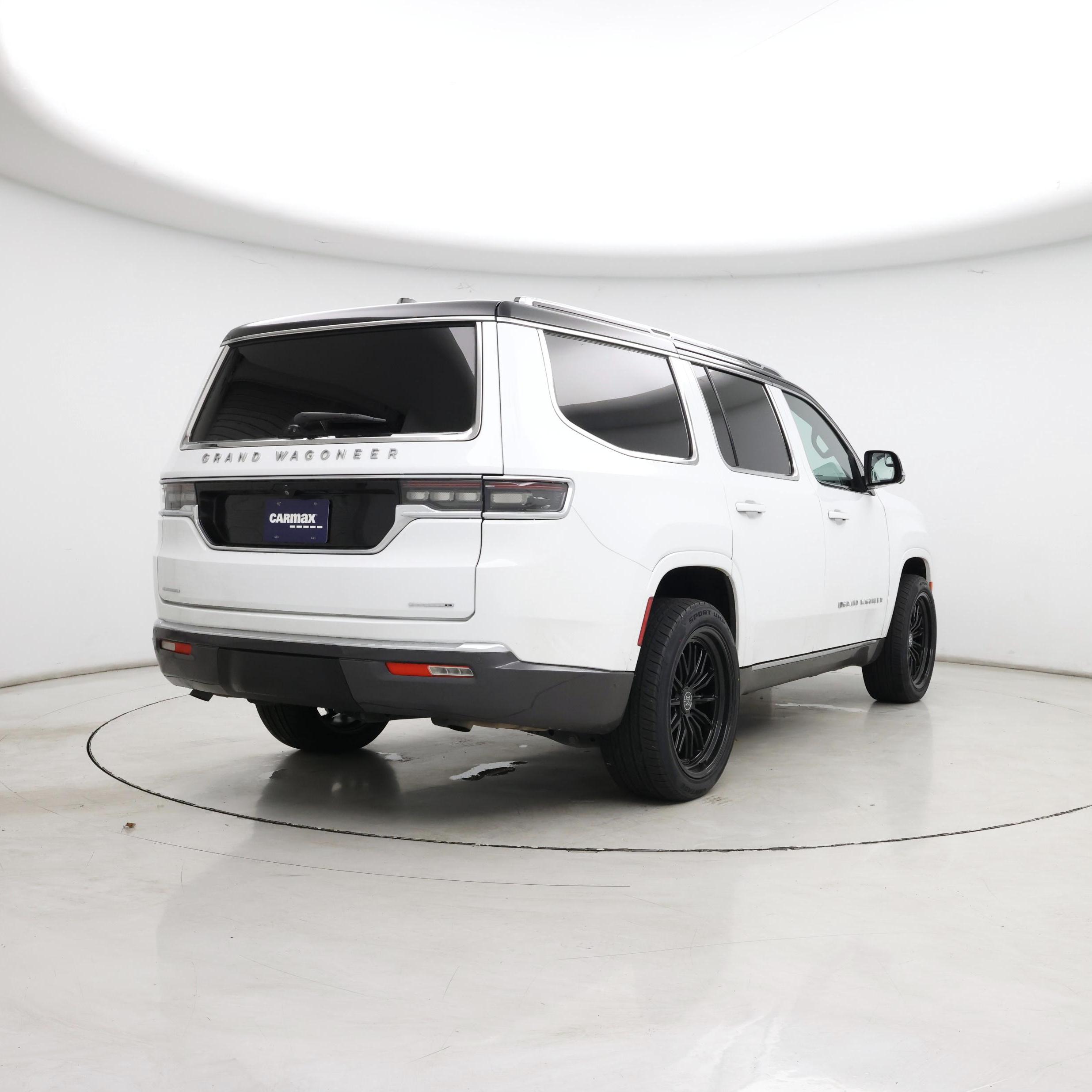 Thumbnail: 2022 Jeep Grand Wagoneer - 8