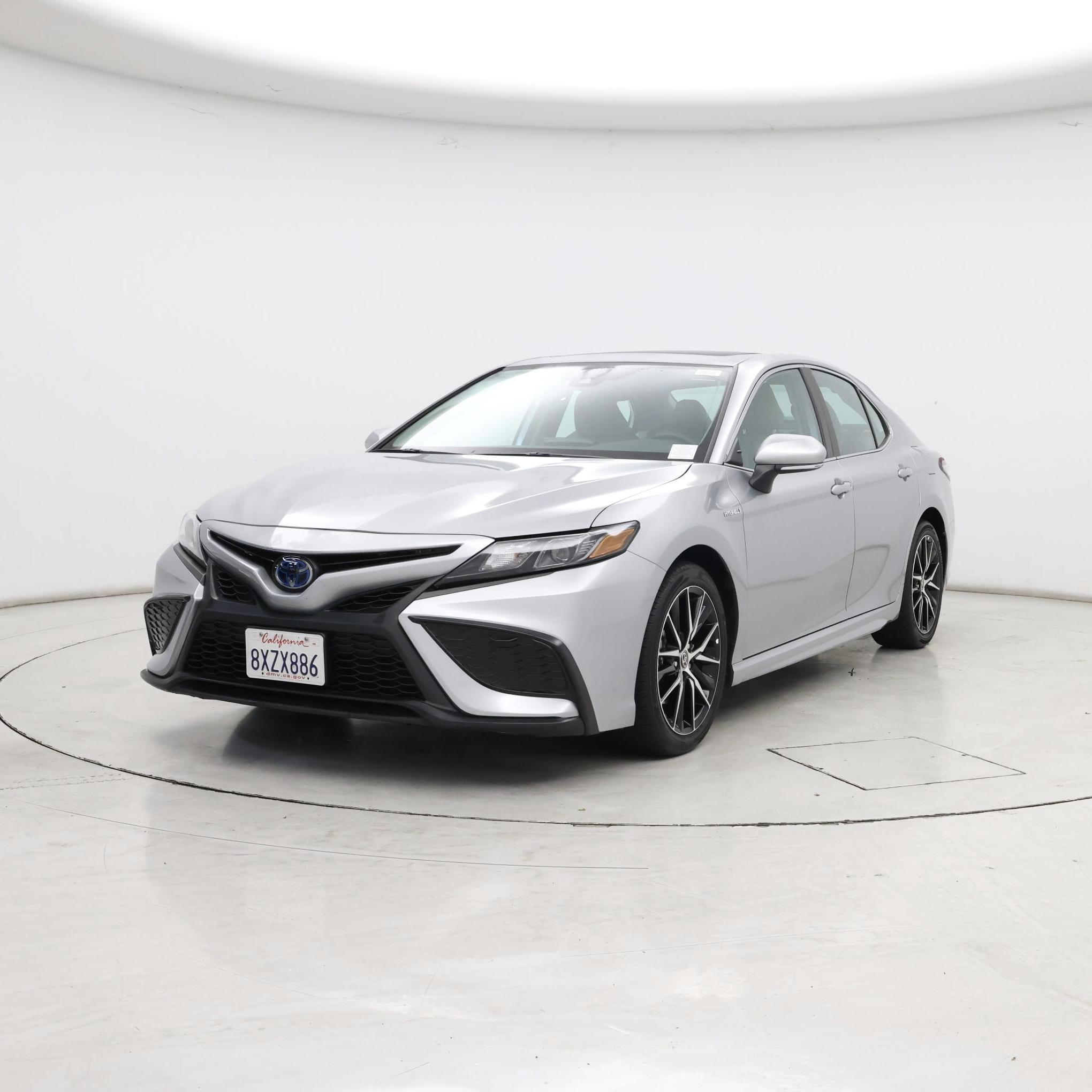 Thumbnail: 2021 Toyota Camry - 4