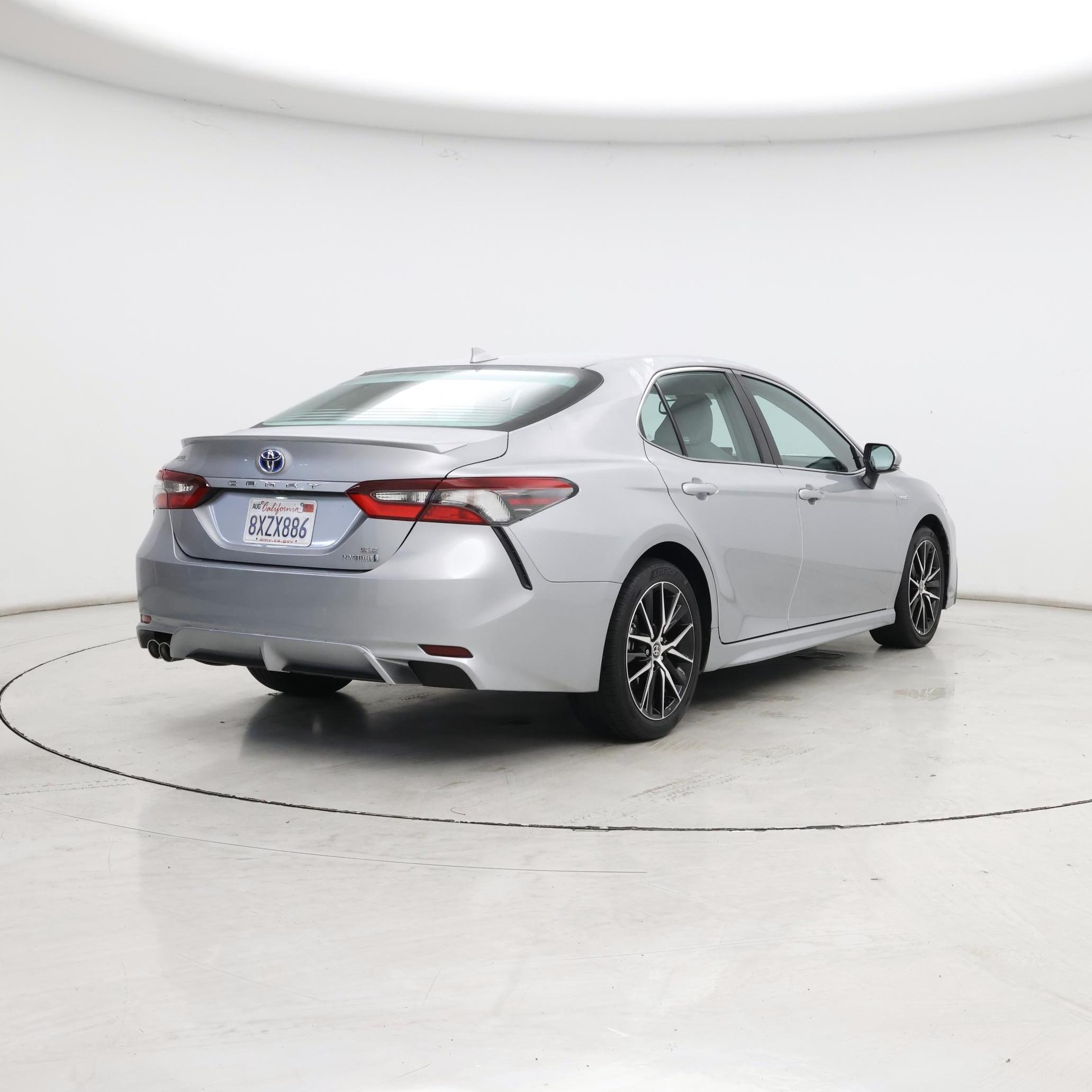 Thumbnail: 2021 Toyota Camry - 8