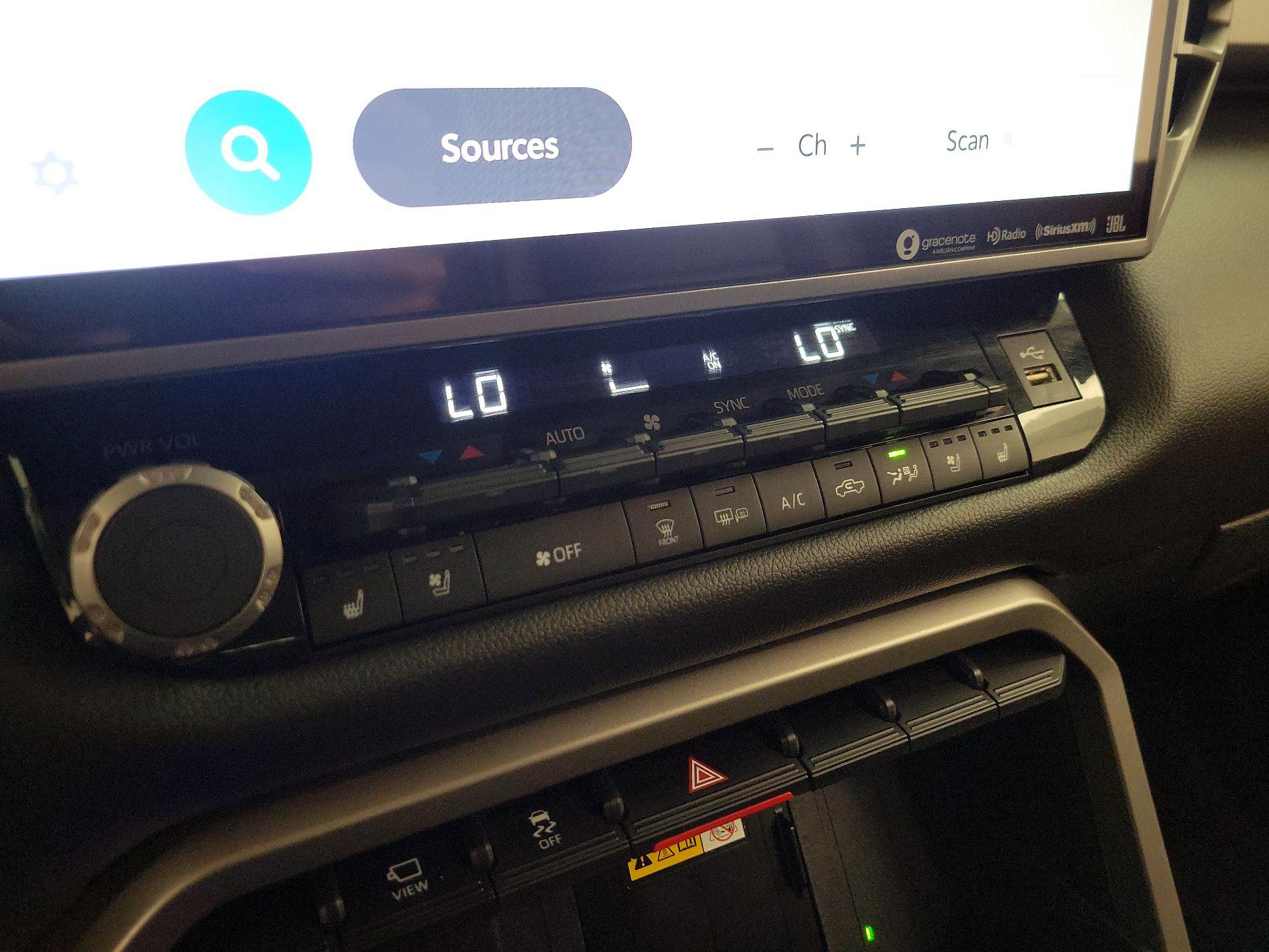 Thumbnail: 2024 Toyota Tundra - 16