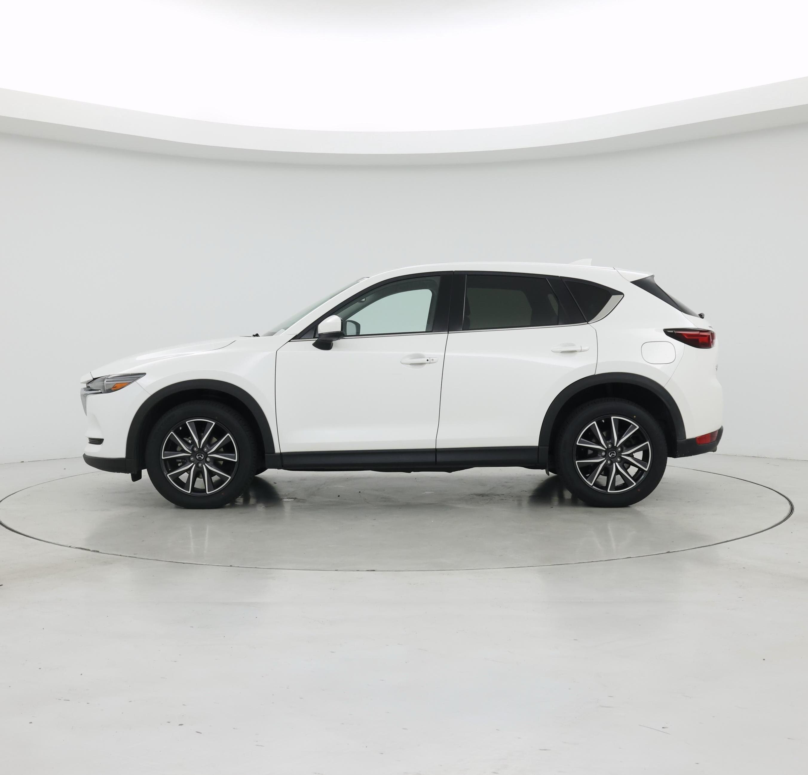 Thumbnail: 2017 Mazda CX-5 - 3
