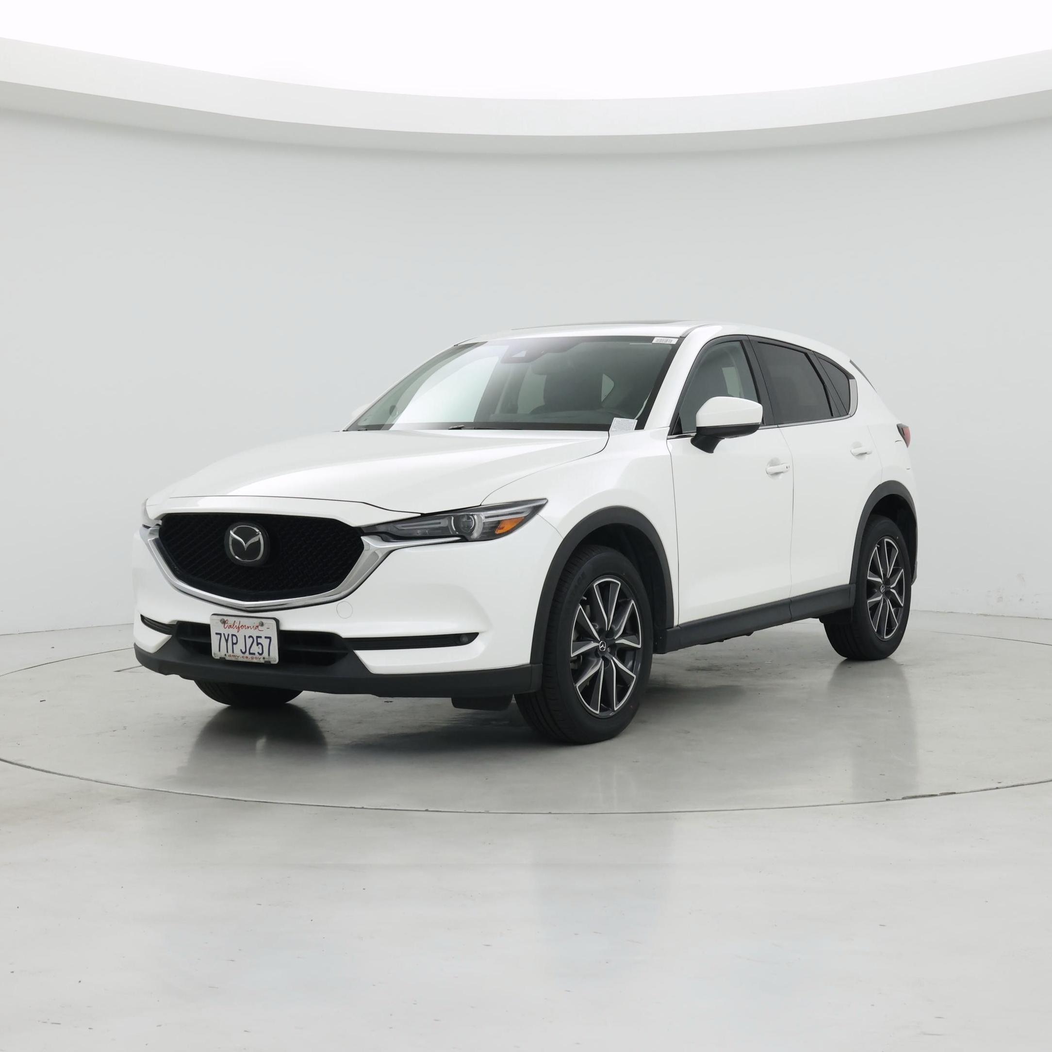 Thumbnail: 2017 Mazda CX-5 - 4