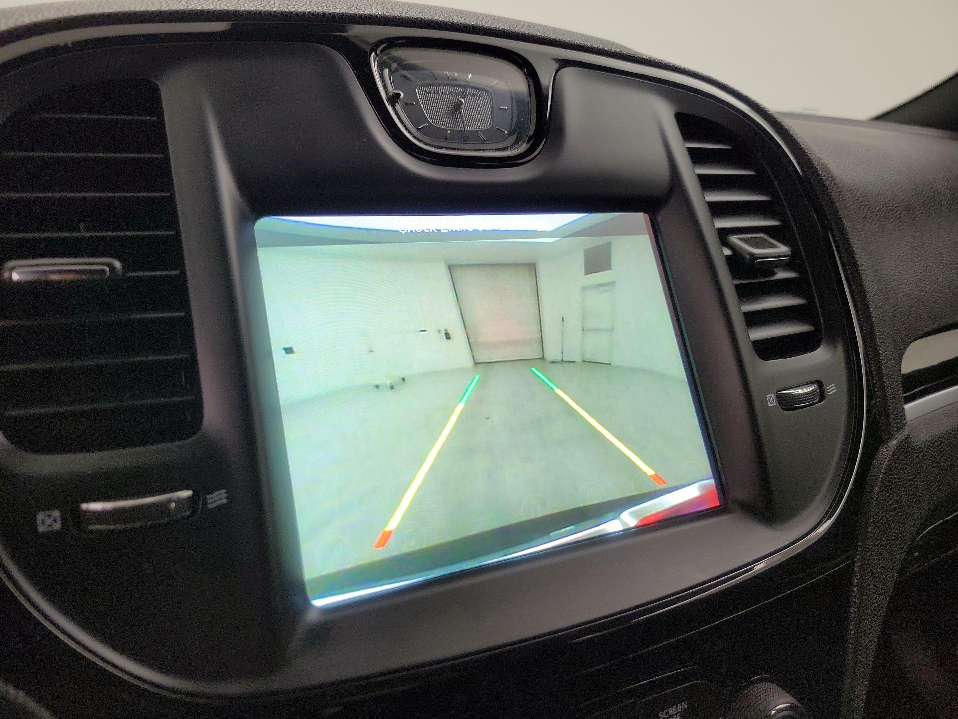 Thumbnail: 2017 Chrysler 300 - 15