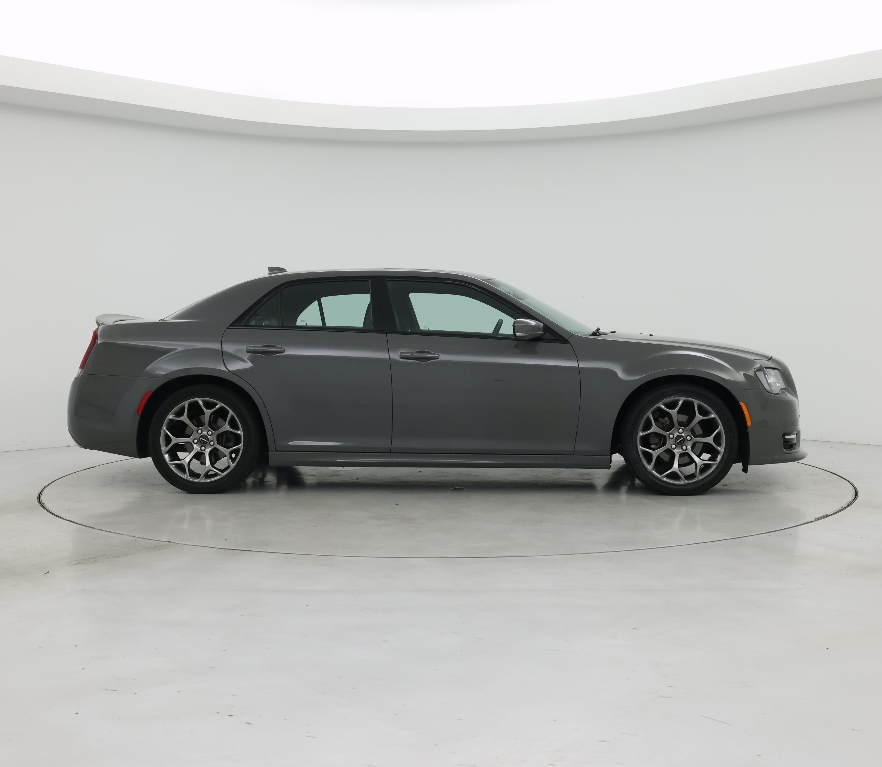 Thumbnail: 2017 Chrysler 300 - 7