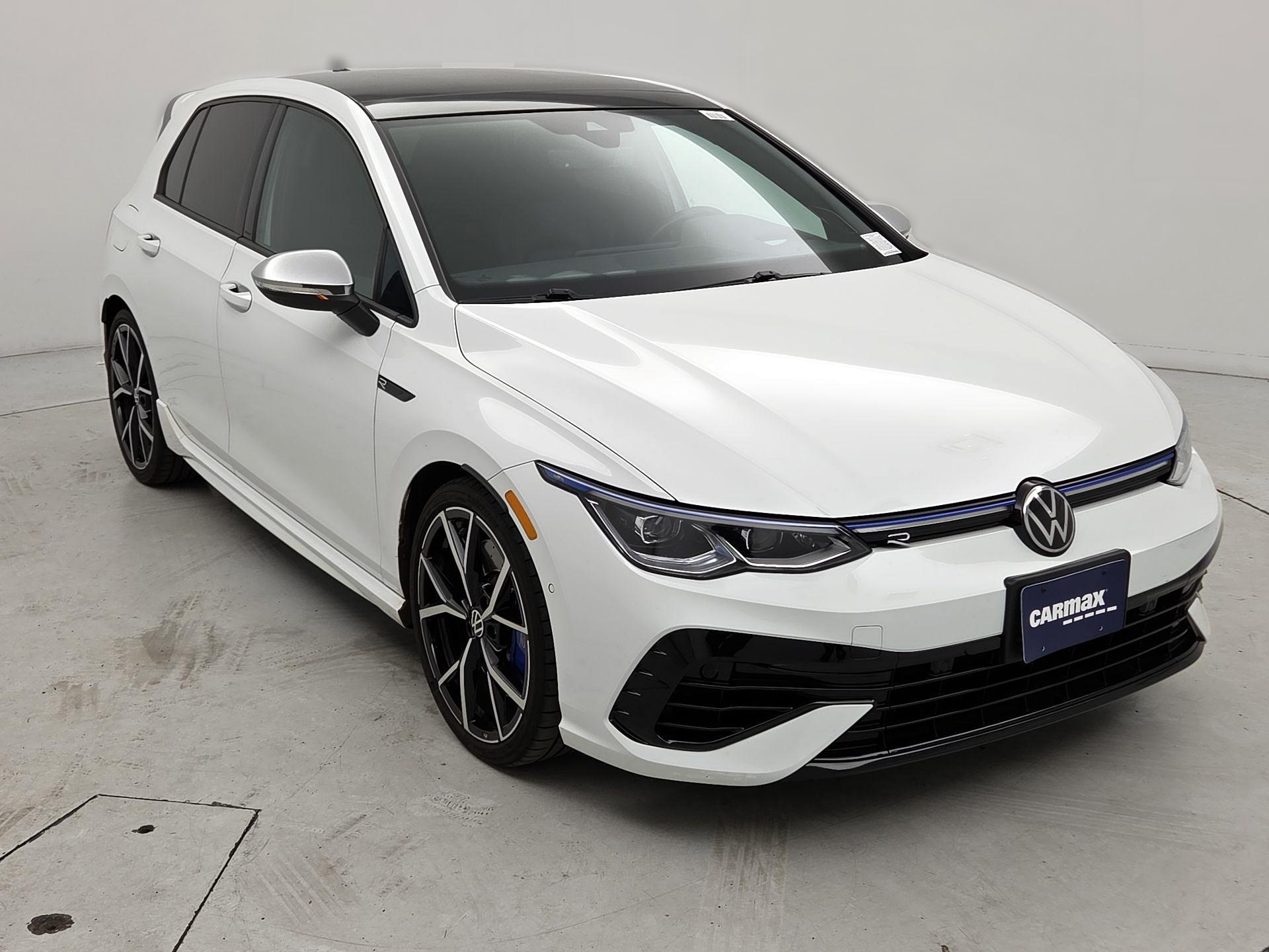 Thumbnail: 2023 Volkswagen Golf - 1