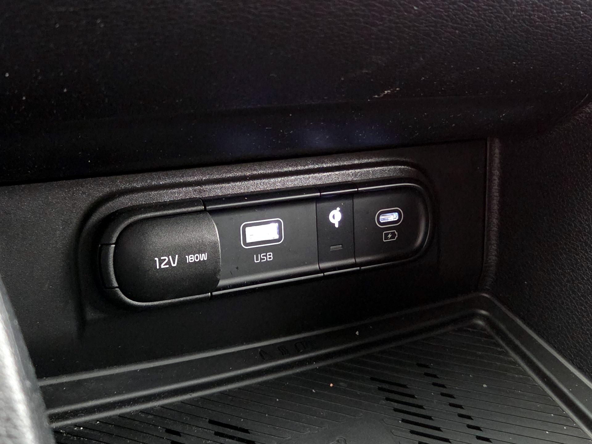 Thumbnail: 2023 Kia Sportage - 19