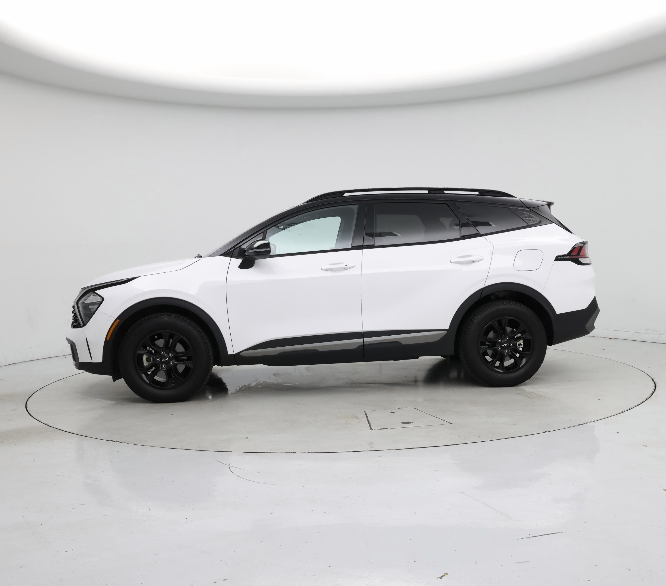 Thumbnail: 2023 Kia Sportage - 3