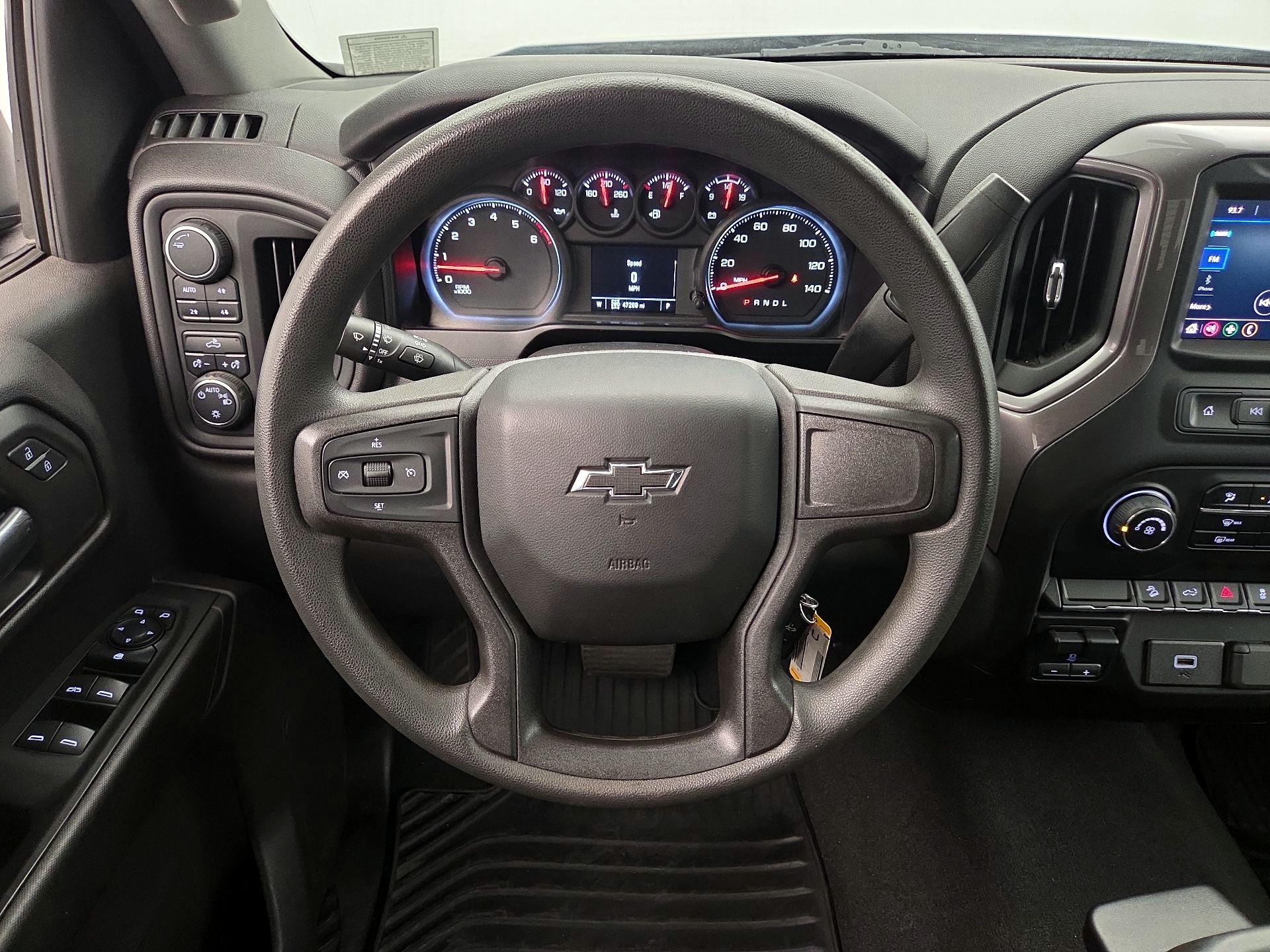 Thumbnail: 2020 Chevrolet Silverado 1500 - 10