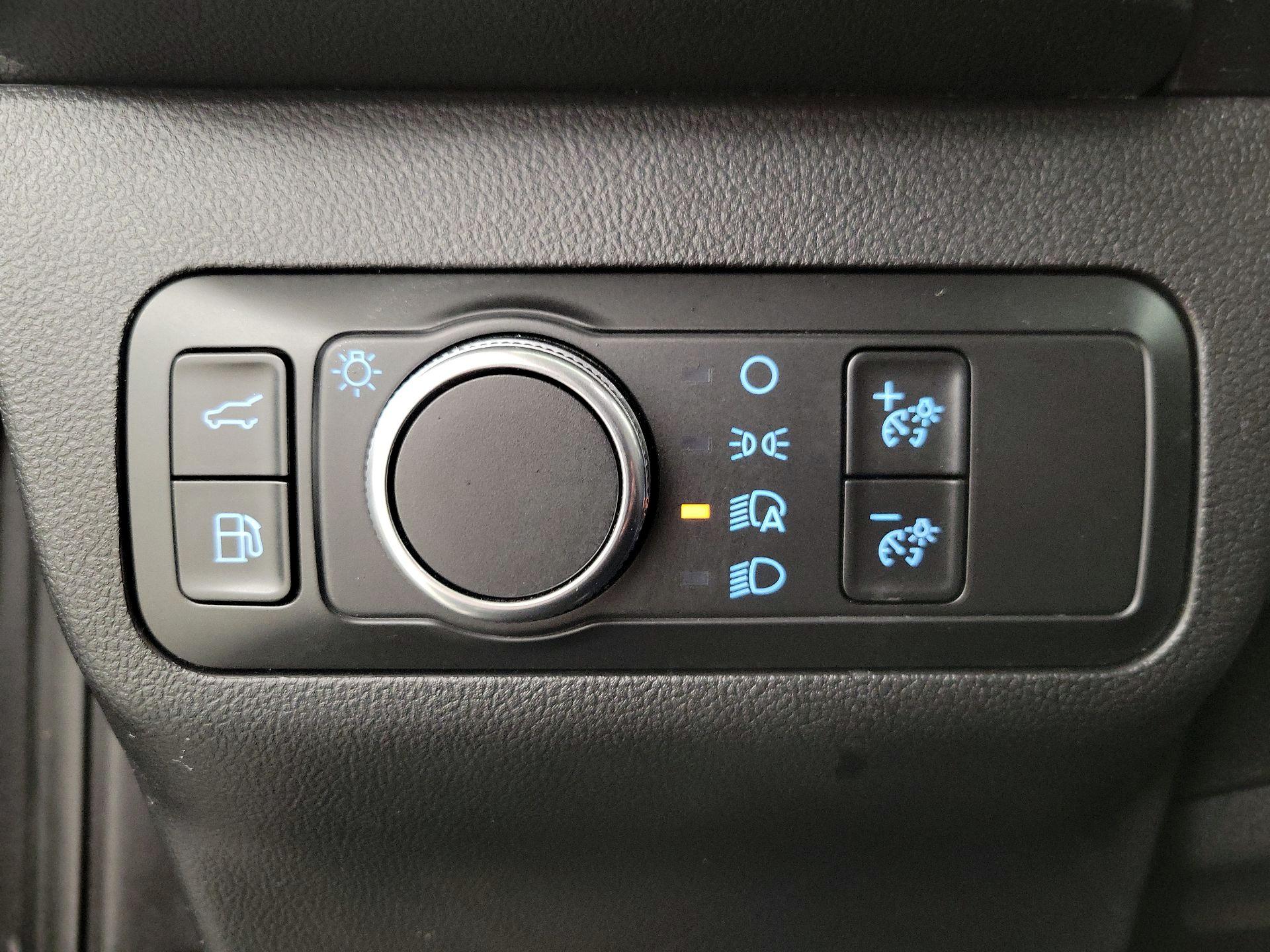 Thumbnail: 2020 Ford Escape - 13