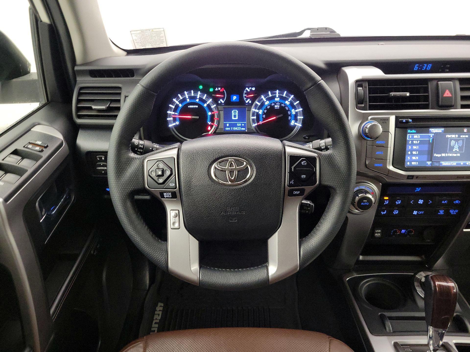 Thumbnail: 2019 Toyota 4Runner - 10