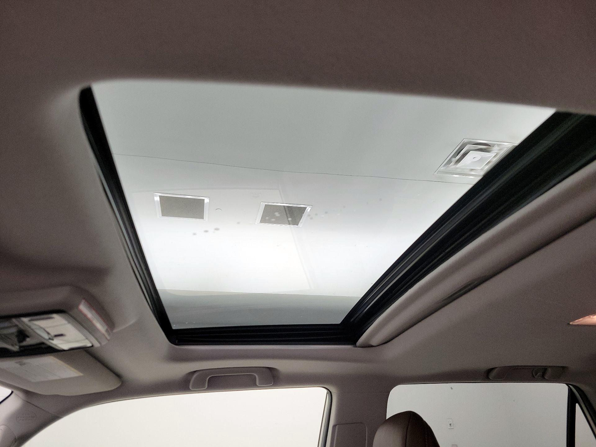 Thumbnail: 2019 Toyota 4Runner - 19