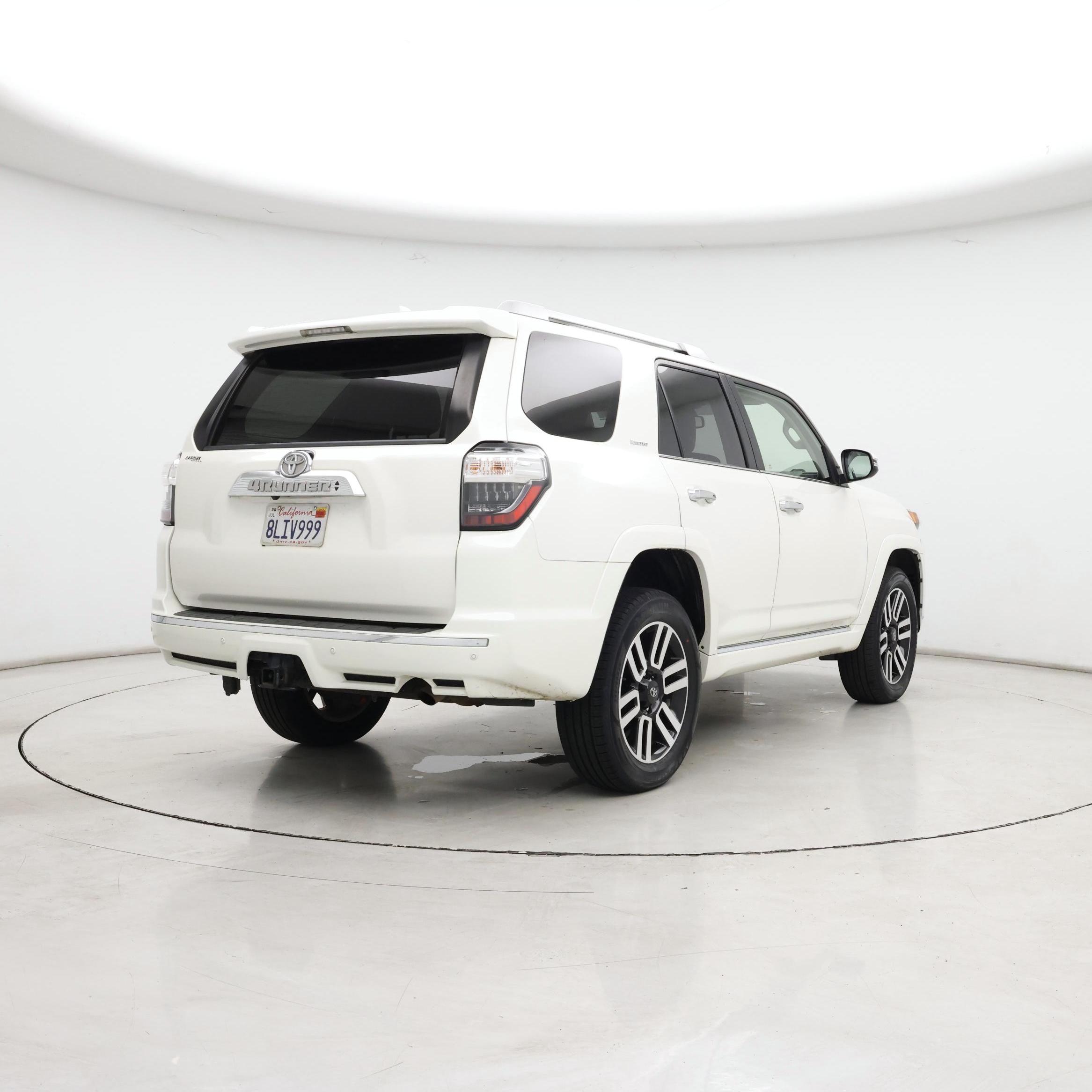 Thumbnail: 2019 Toyota 4Runner - 8