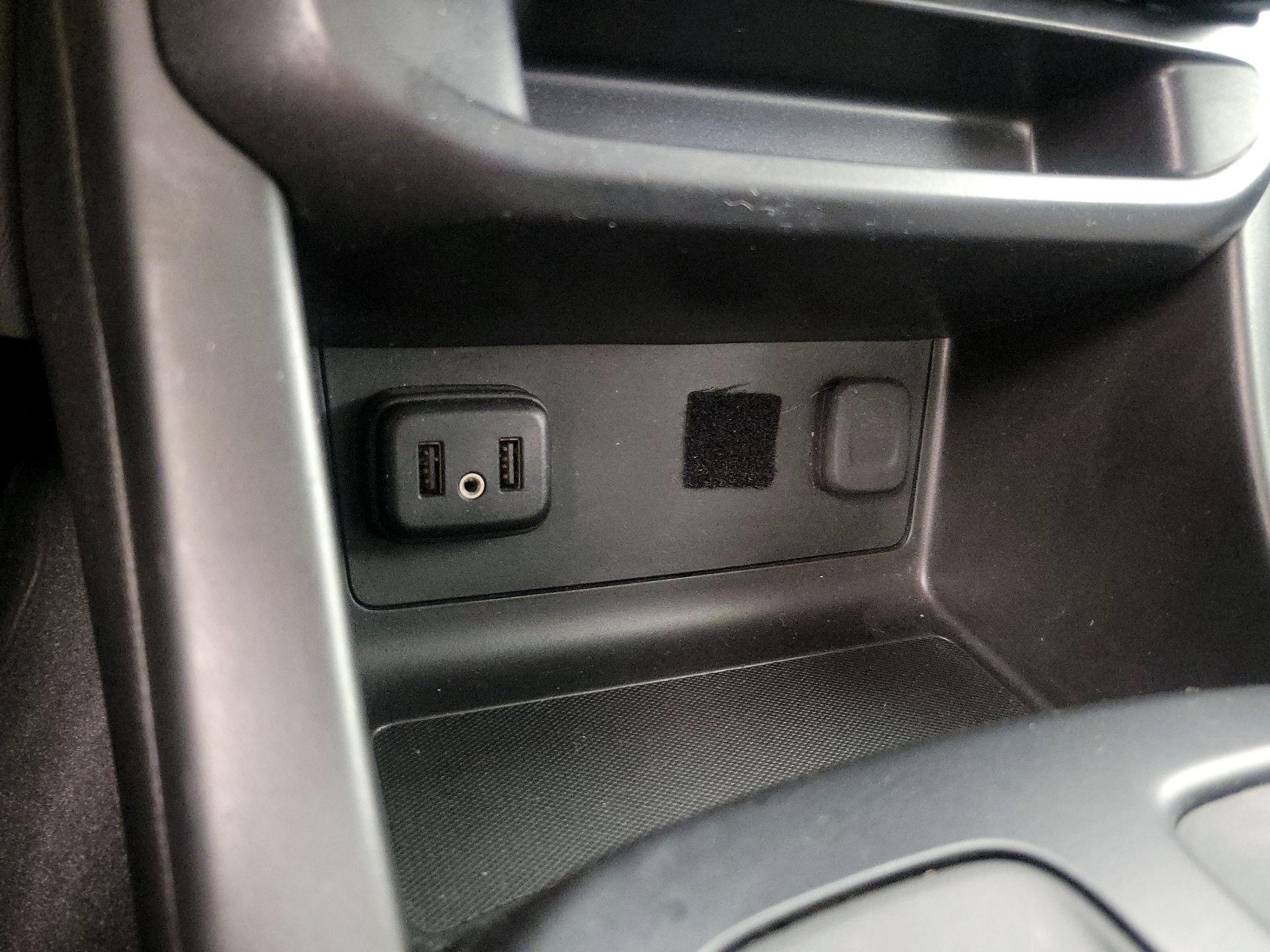 Thumbnail: 2022 GMC Canyon - 17