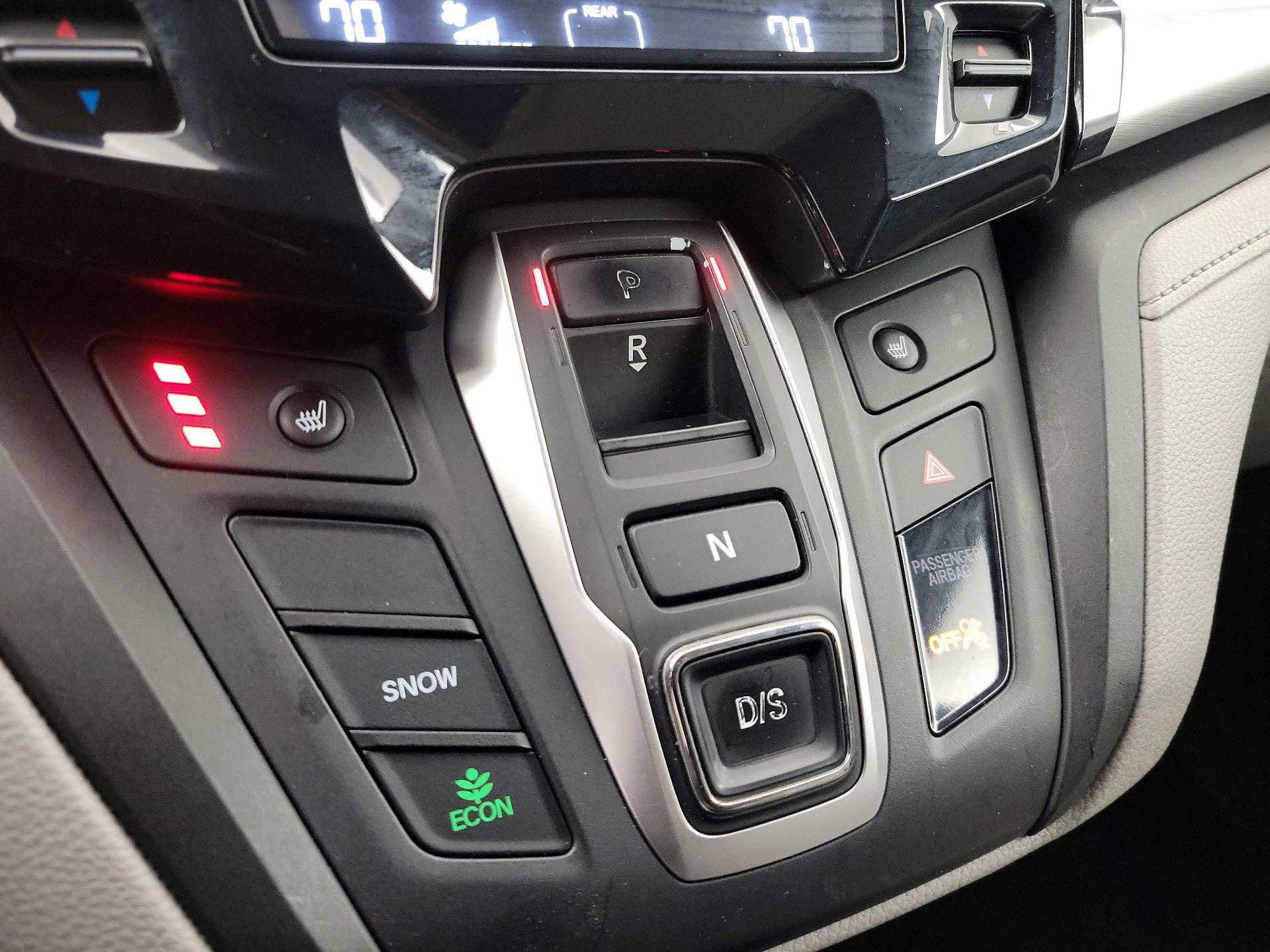 Thumbnail: 2019 Honda Odyssey - 17