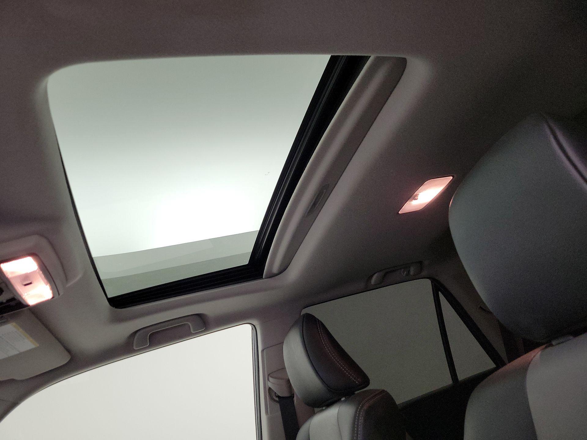 Thumbnail: 2019 Toyota 4Runner - 20