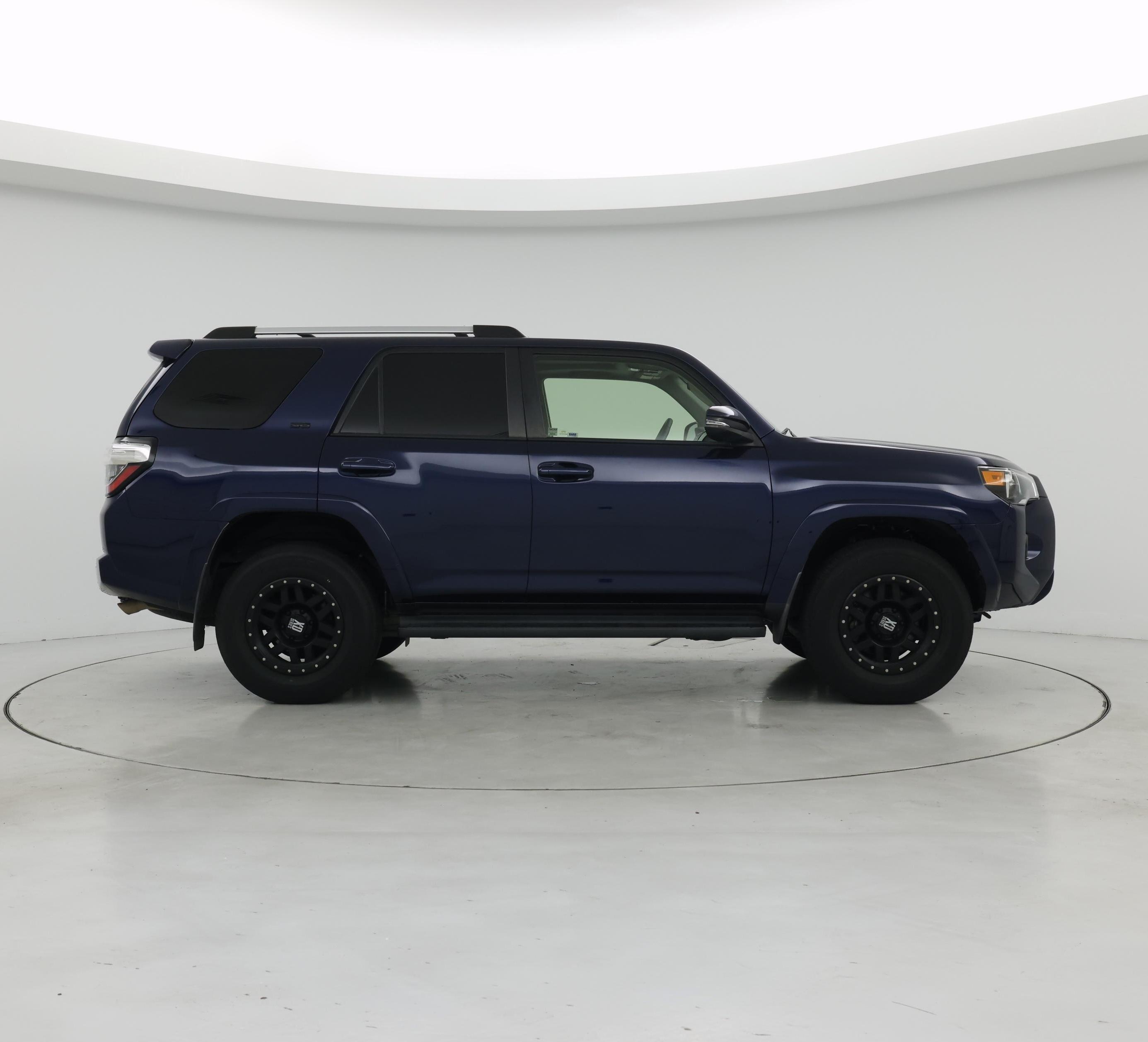 Thumbnail: 2019 Toyota 4Runner - 7