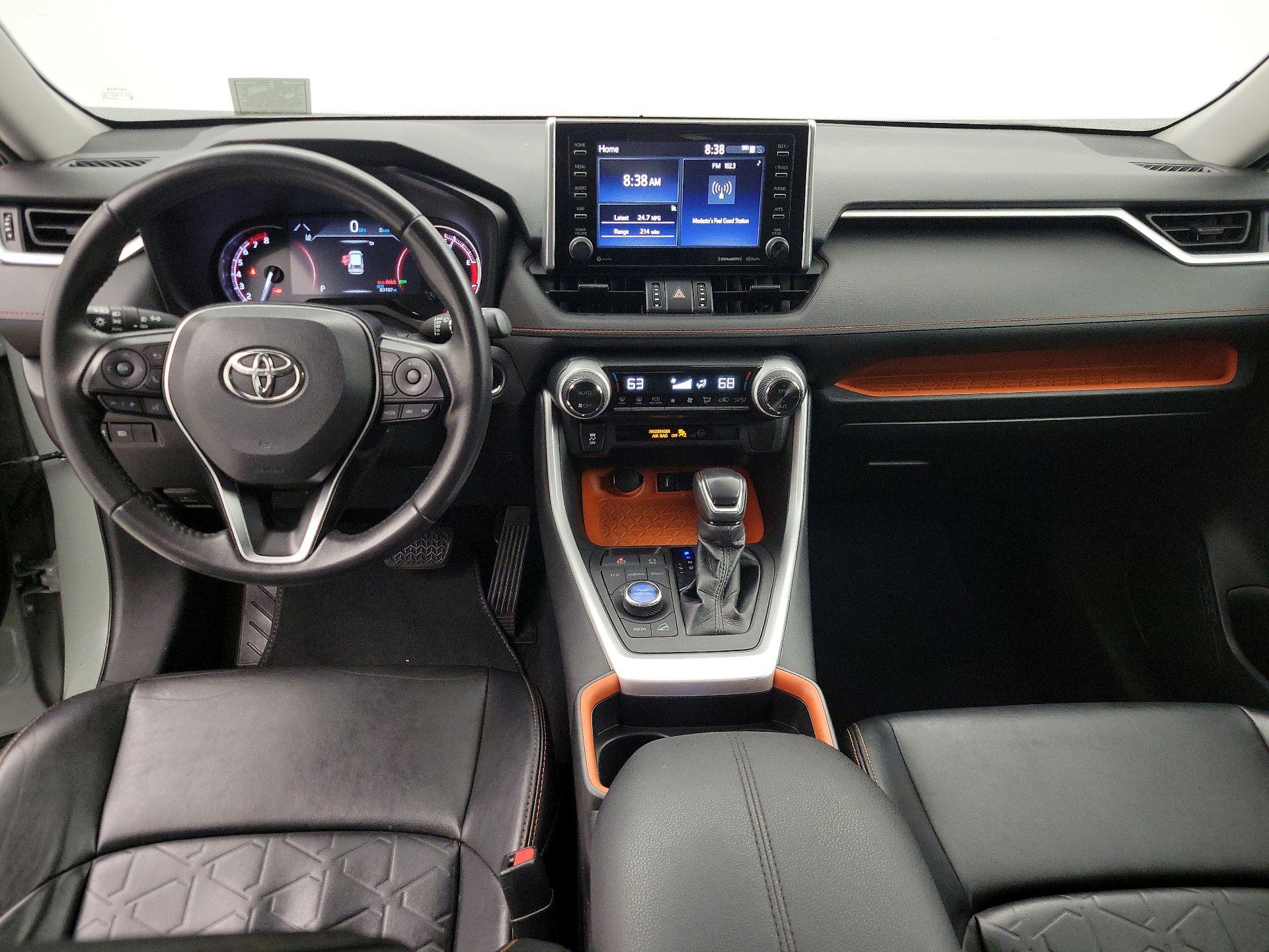 Thumbnail: 2021 Toyota RAV4 - 9