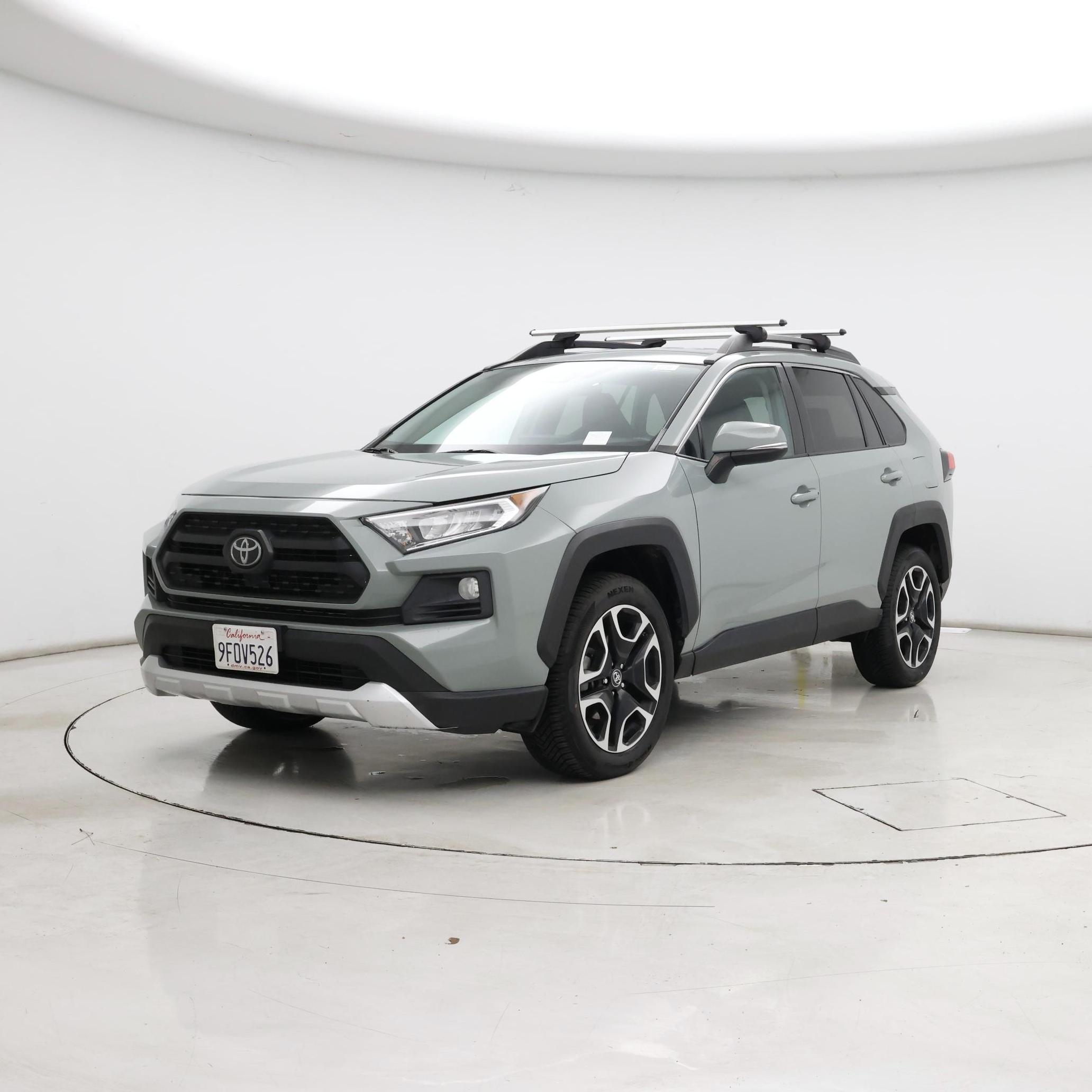 Thumbnail: 2021 Toyota RAV4 - 4