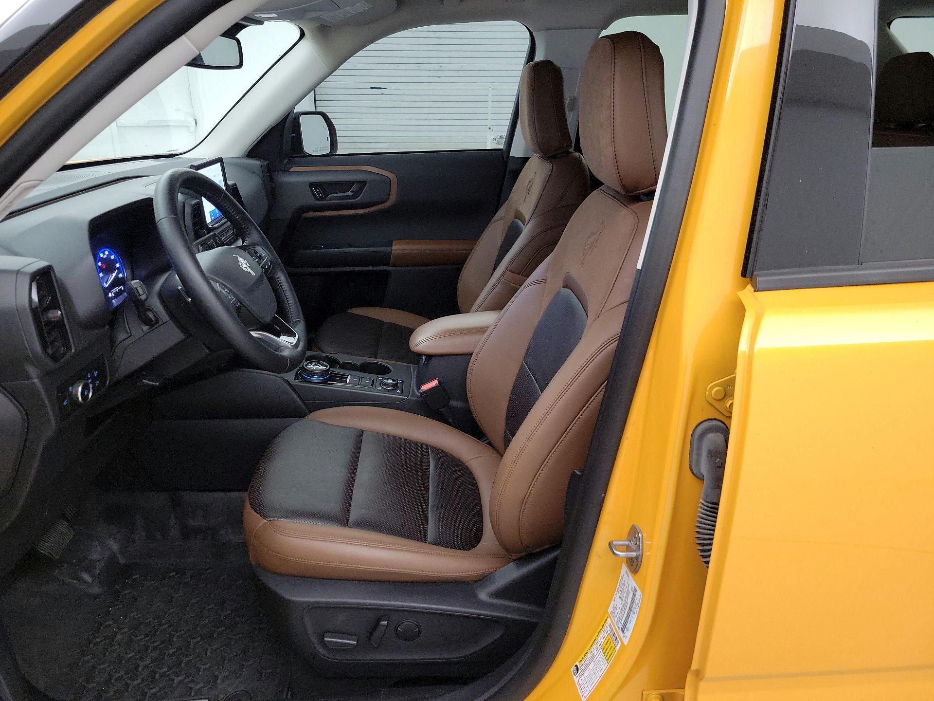 Thumbnail: 2023 Ford Bronco Sport - 11