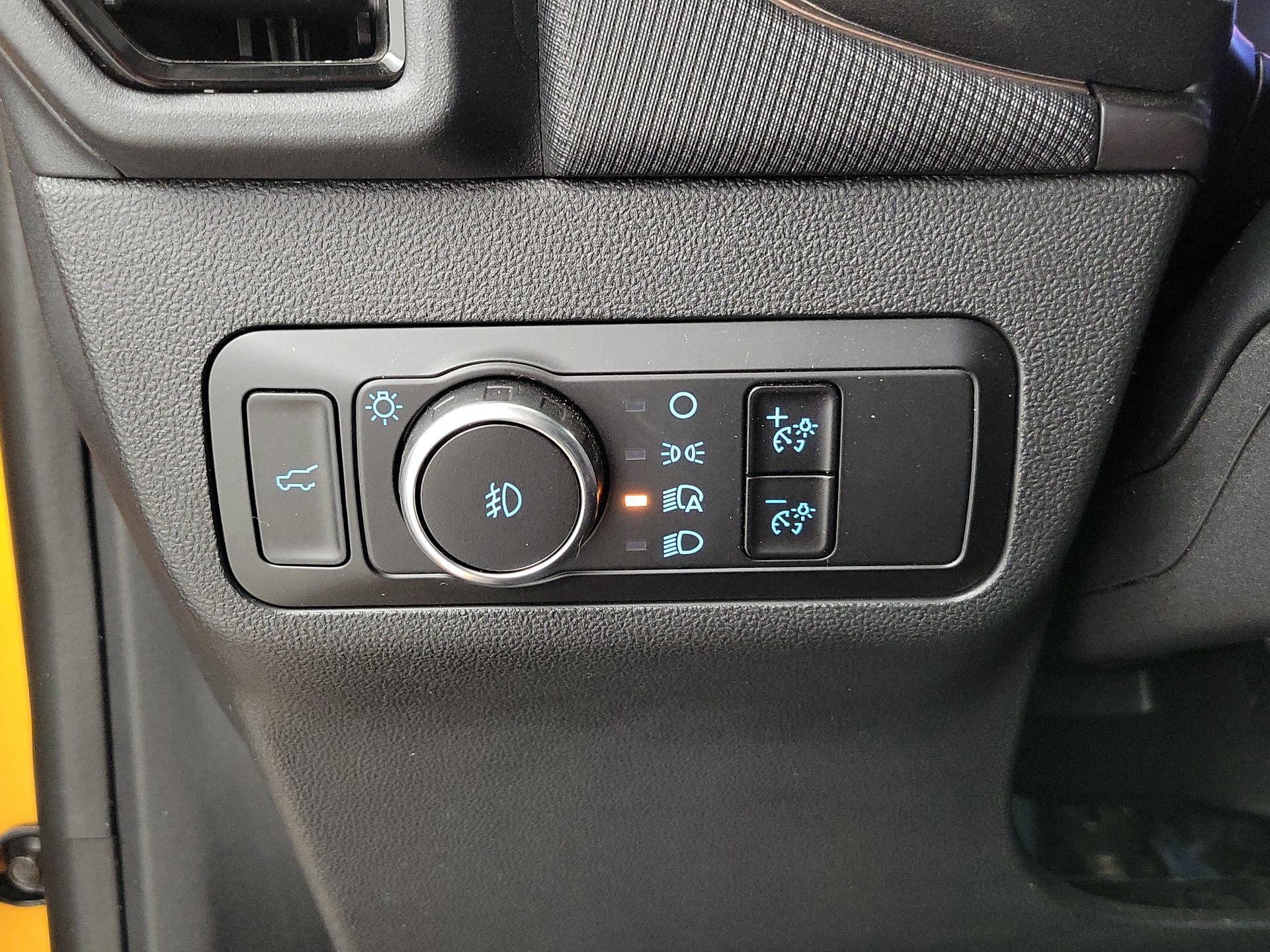 Thumbnail: 2023 Ford Bronco Sport - 13