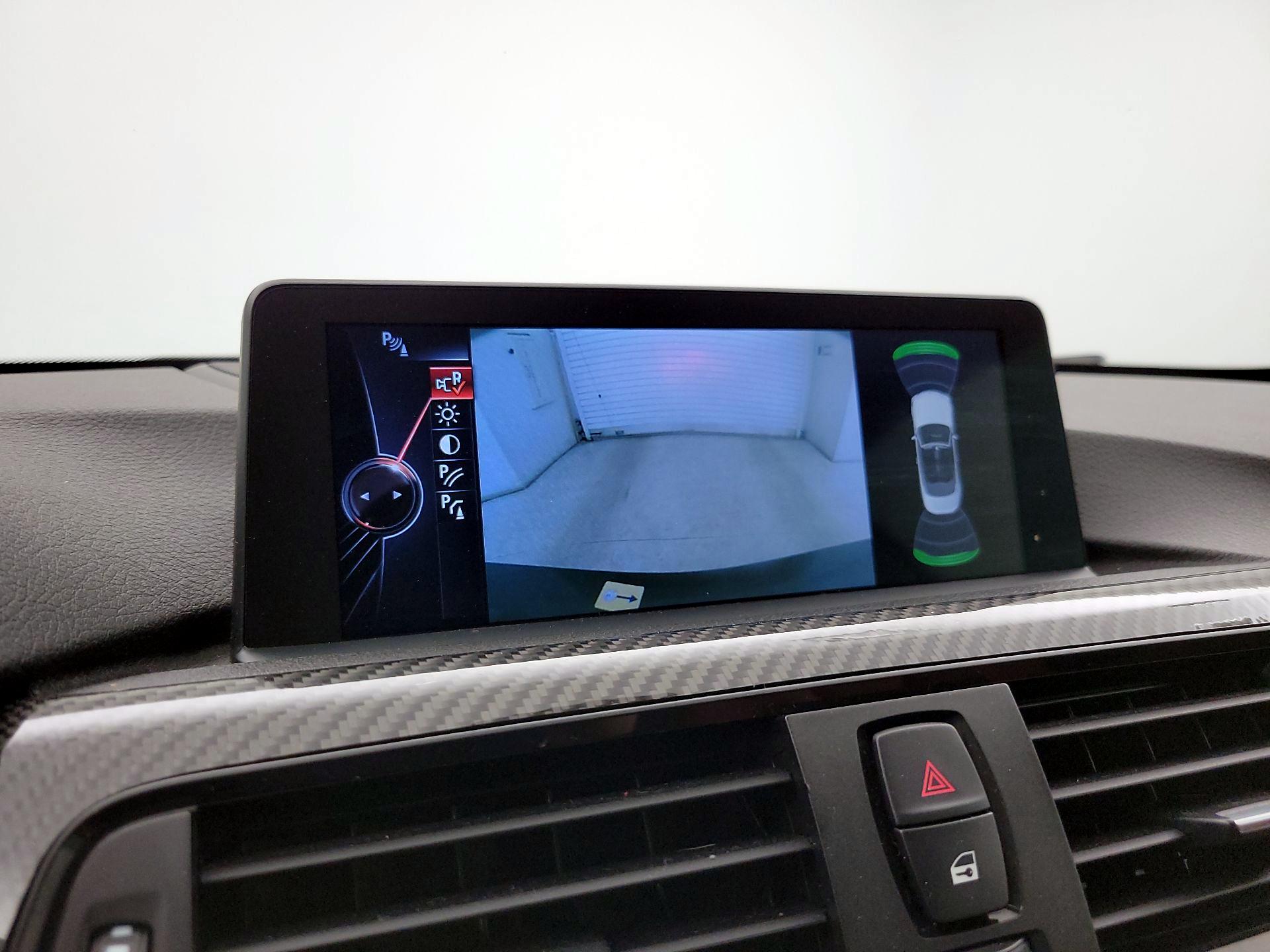 Thumbnail: 2015 BMW M4 - 15