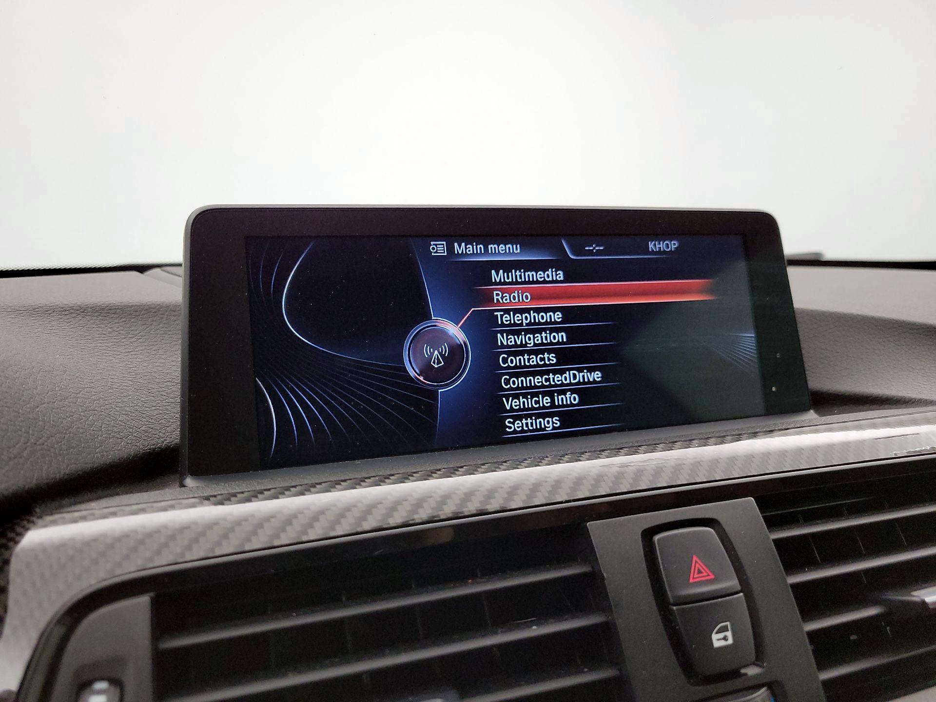 Thumbnail: 2015 BMW M4 - 16