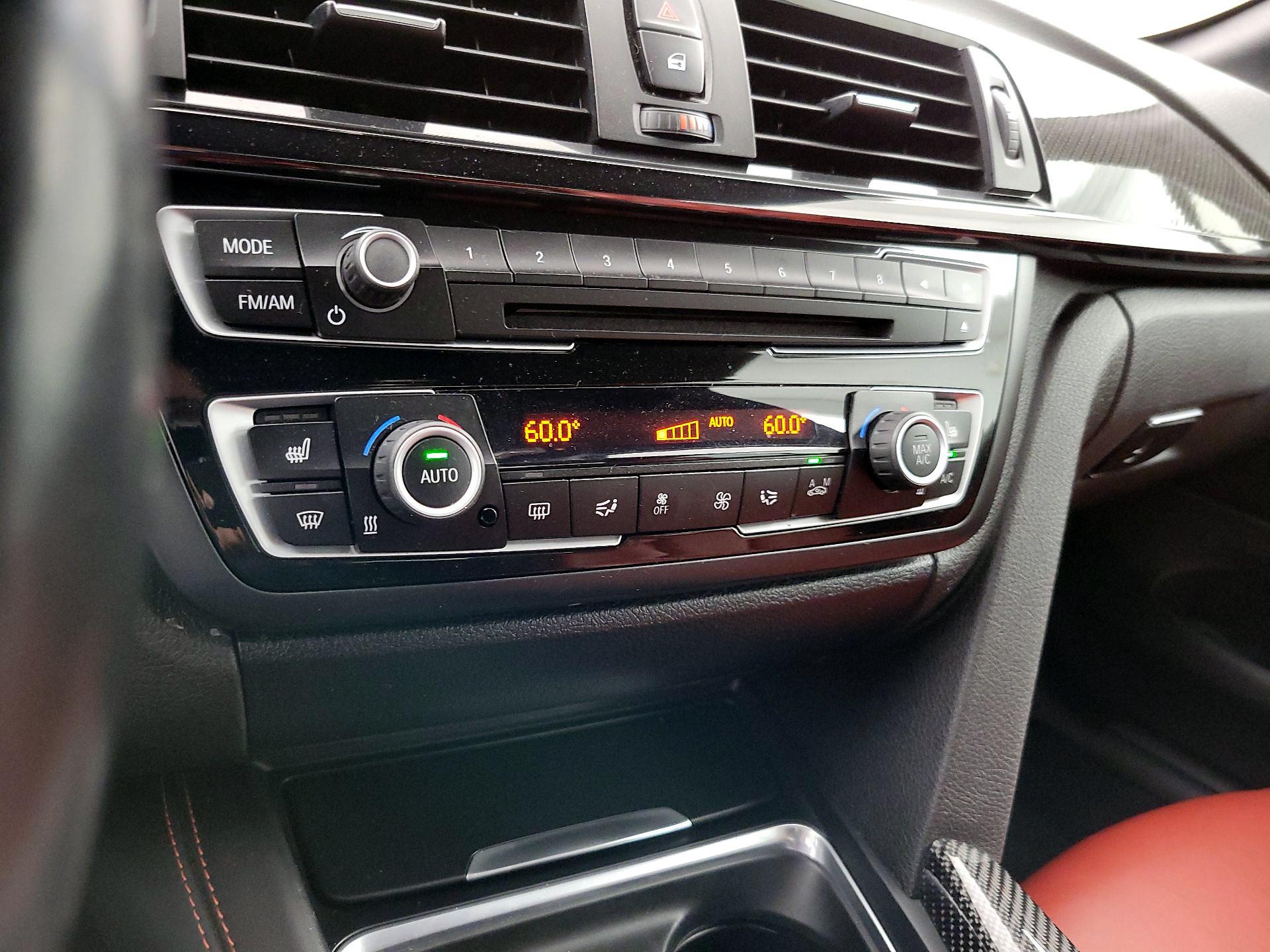 Thumbnail: 2015 BMW M4 - 17