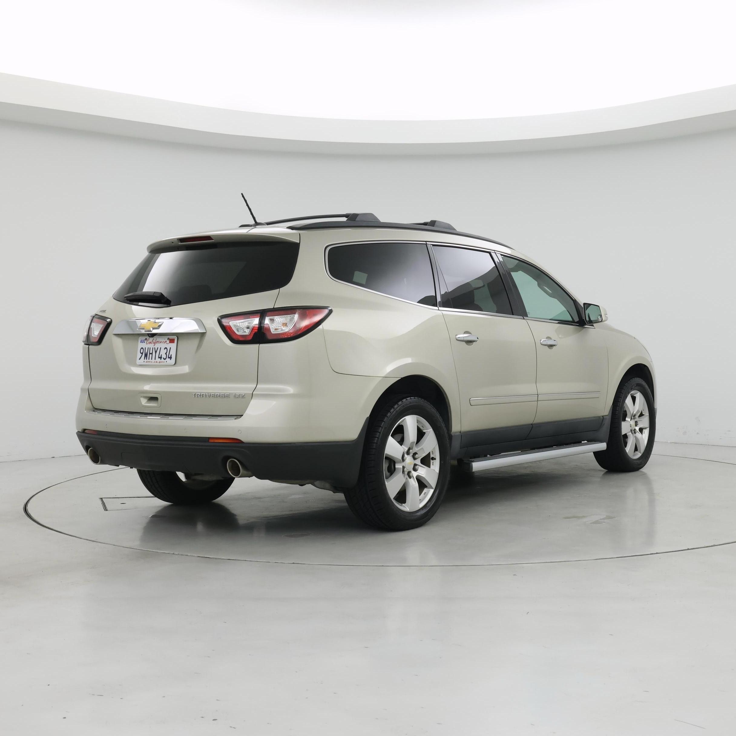 Thumbnail: 2015 Chevrolet Traverse - 8