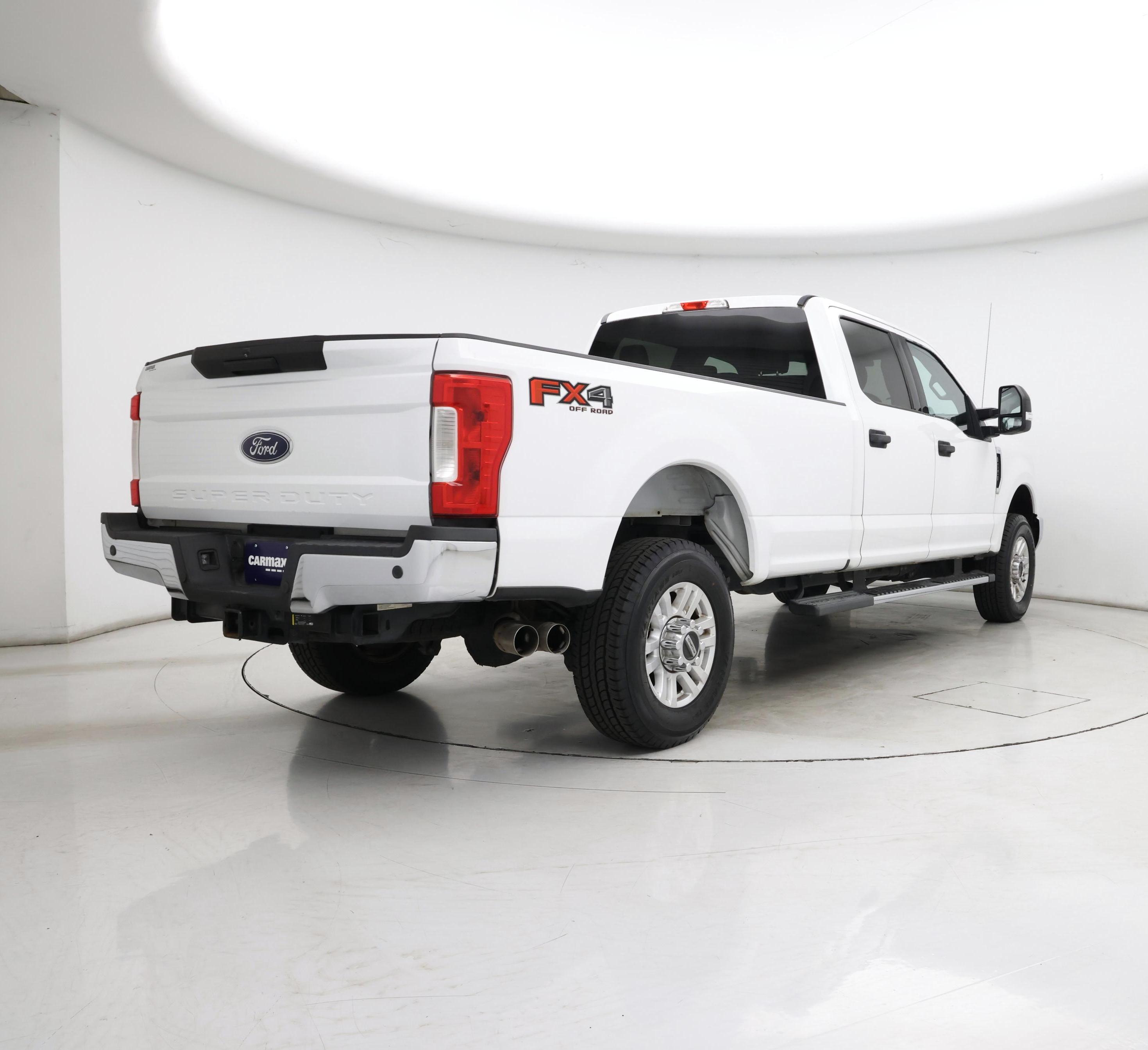 Thumbnail: 2018 Ford F-350 - 8