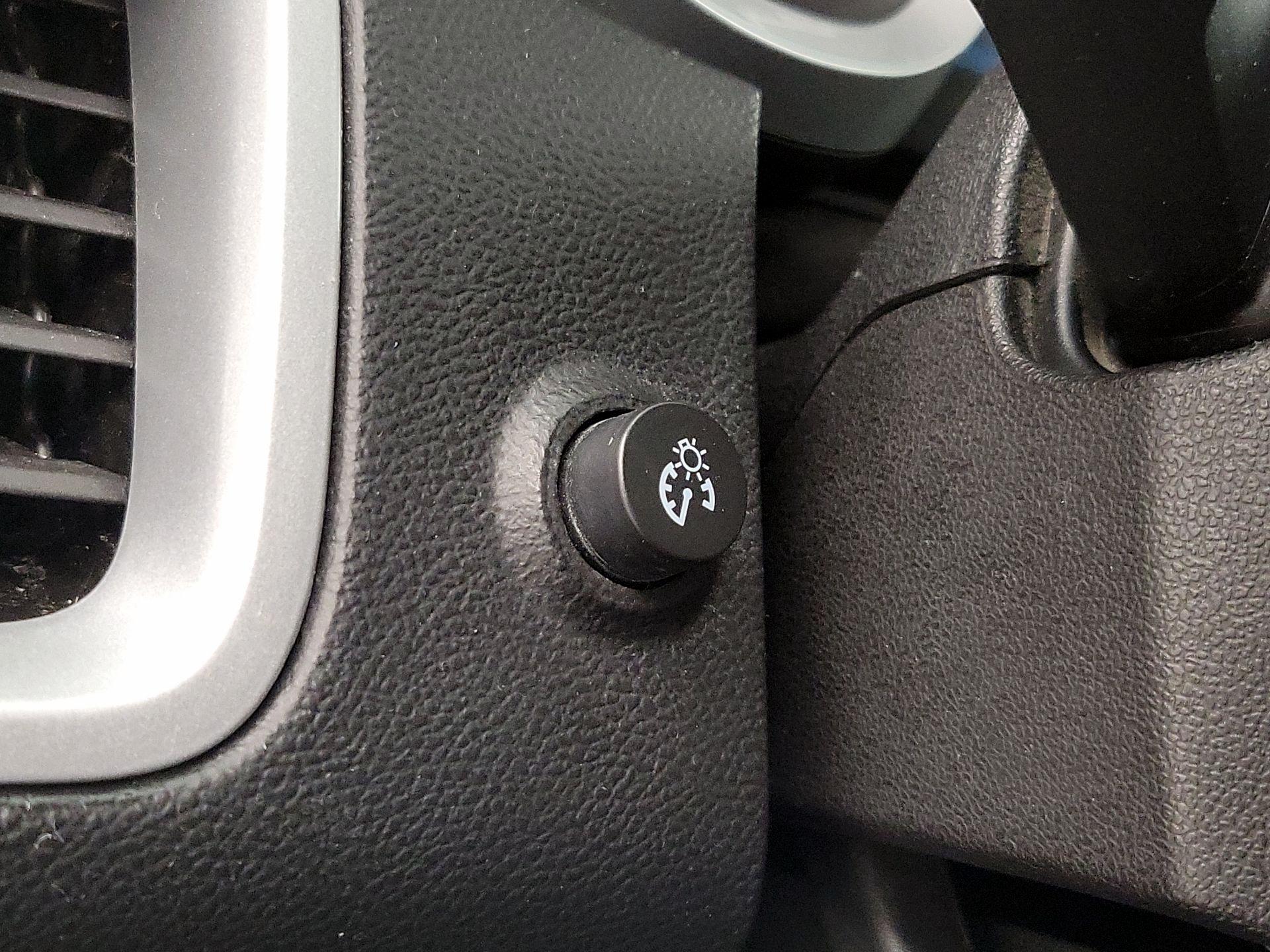 Thumbnail: 2017 Chevrolet Equinox - 13