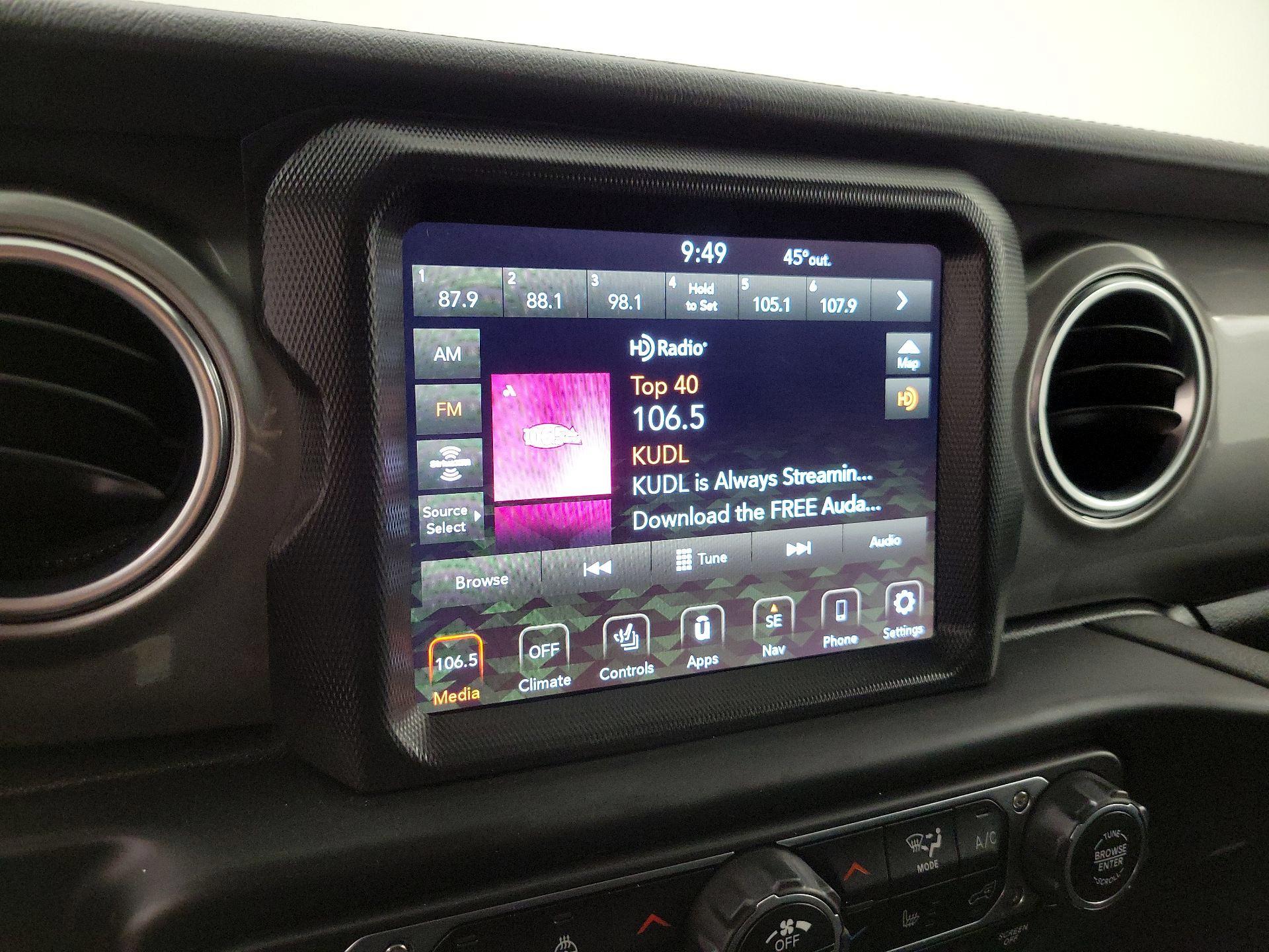 Thumbnail: 2021 Jeep Wrangler - 14