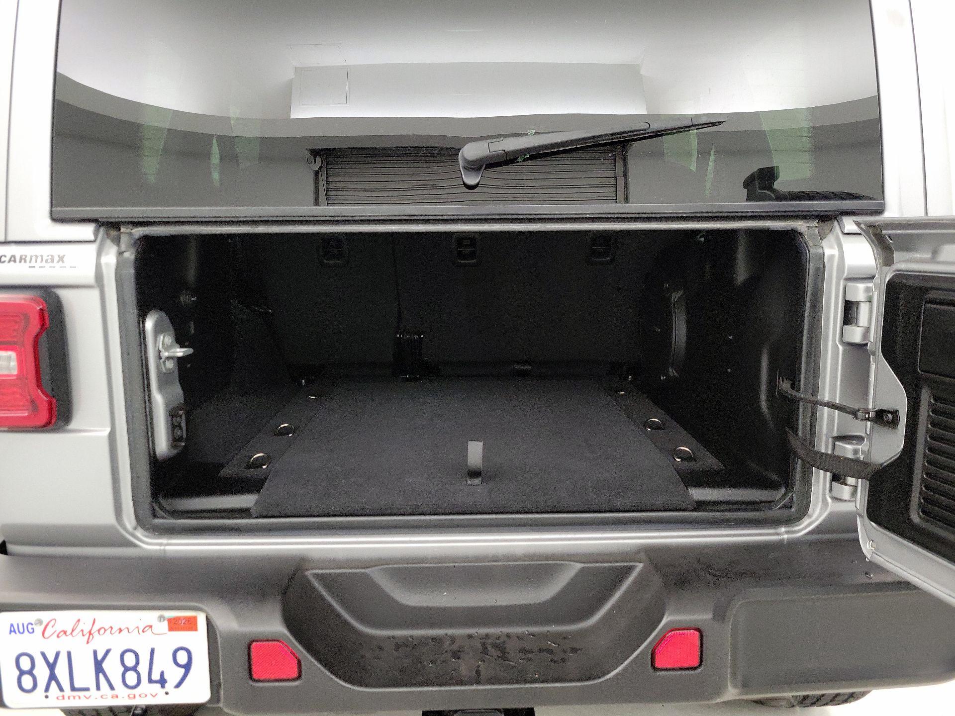 Thumbnail: 2021 Jeep Wrangler - 19