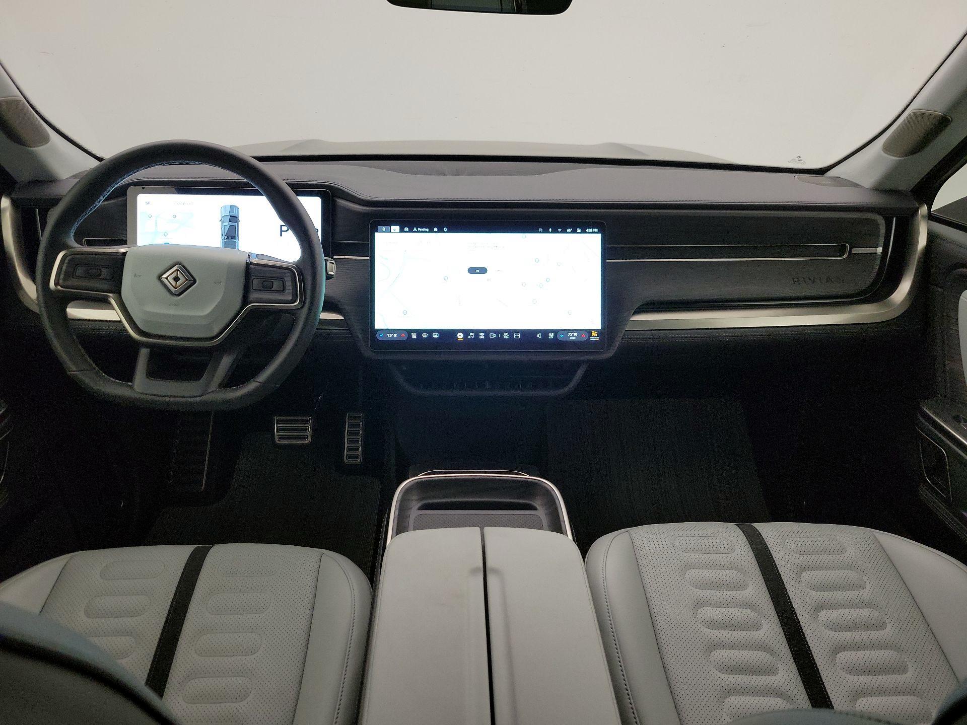 Thumbnail: 2023 Rivian R1T - 9