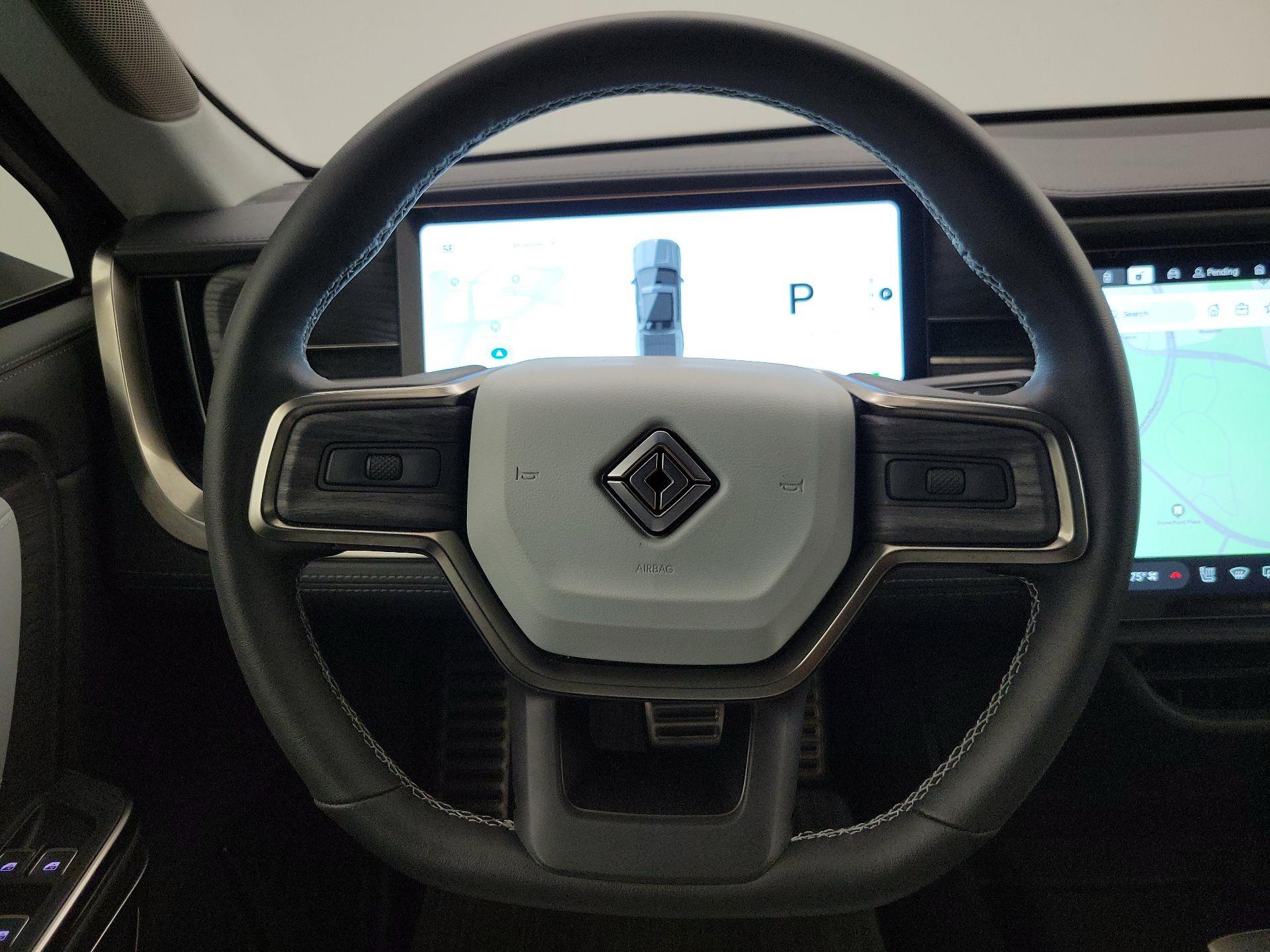 Thumbnail: 2023 Rivian R1T - 10