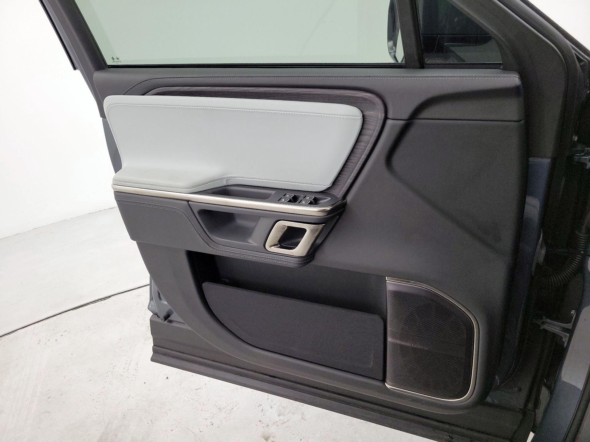 Thumbnail: 2023 Rivian R1T - 12