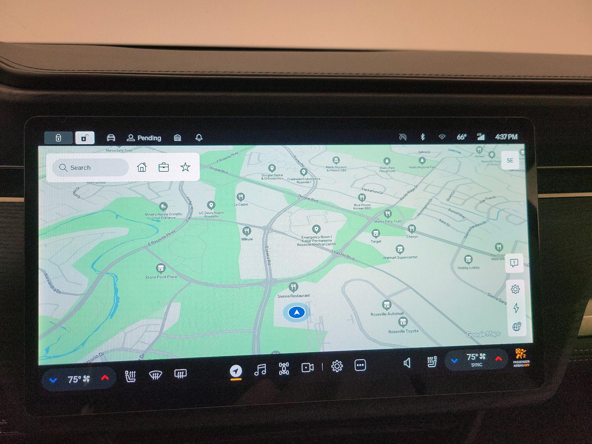 Thumbnail: 2023 Rivian R1T - 13