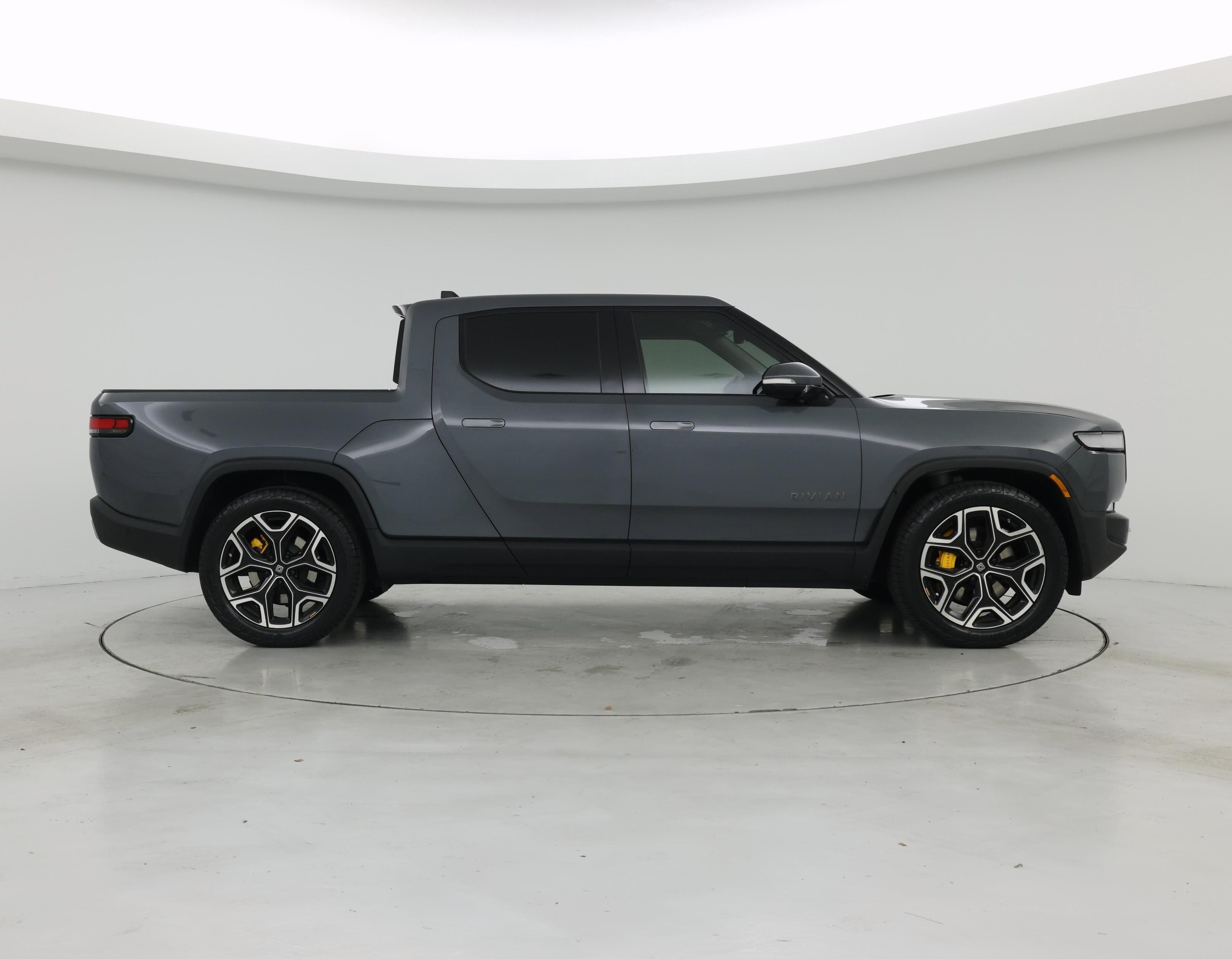 Thumbnail: 2023 Rivian R1T - 7