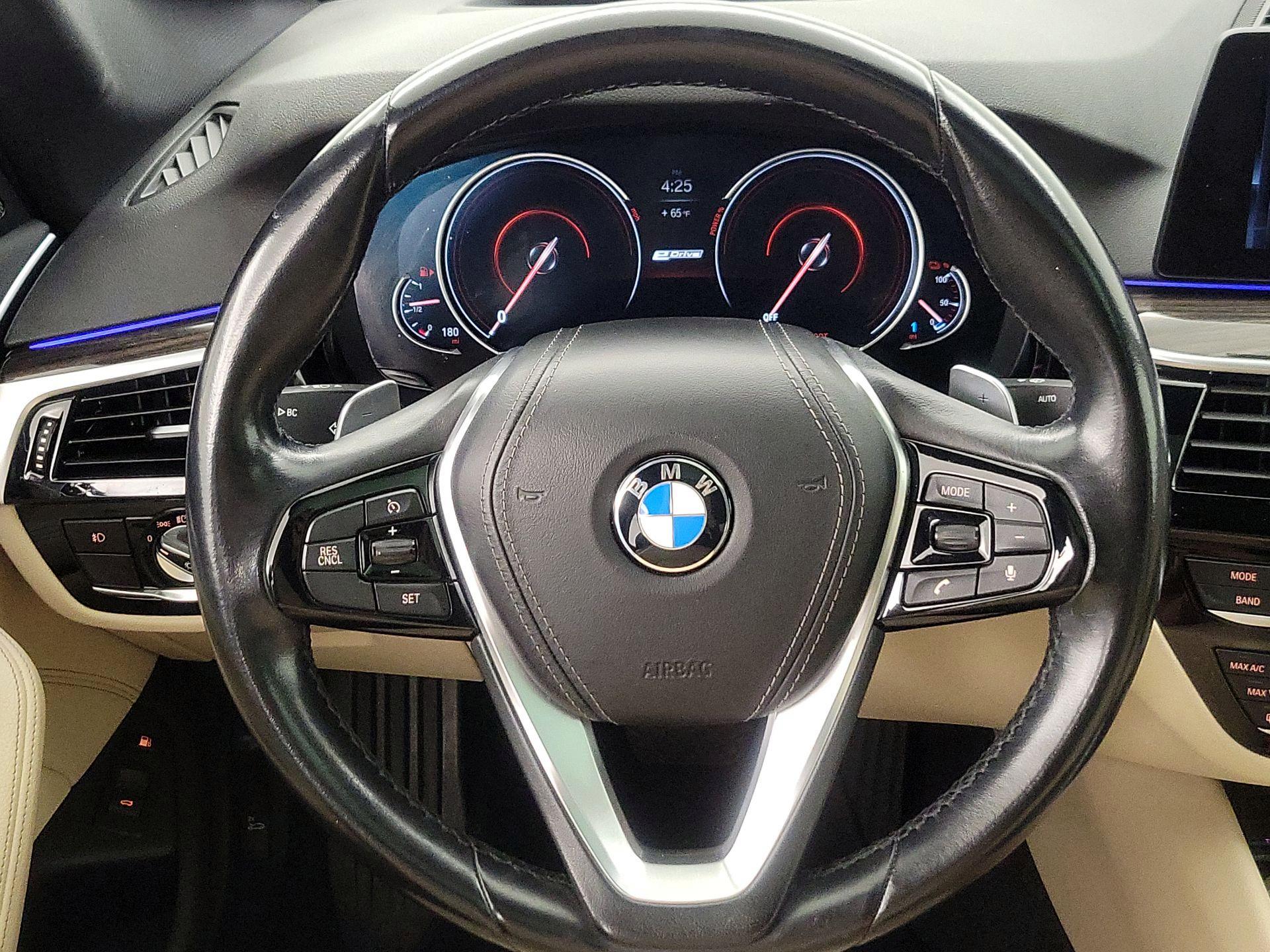 Thumbnail: 2018 BMW 5 Series - 10