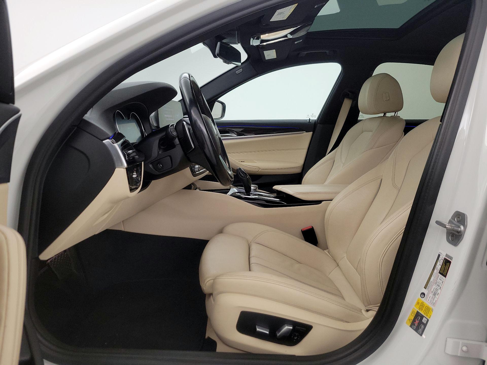 Thumbnail: 2018 BMW 5 Series - 11