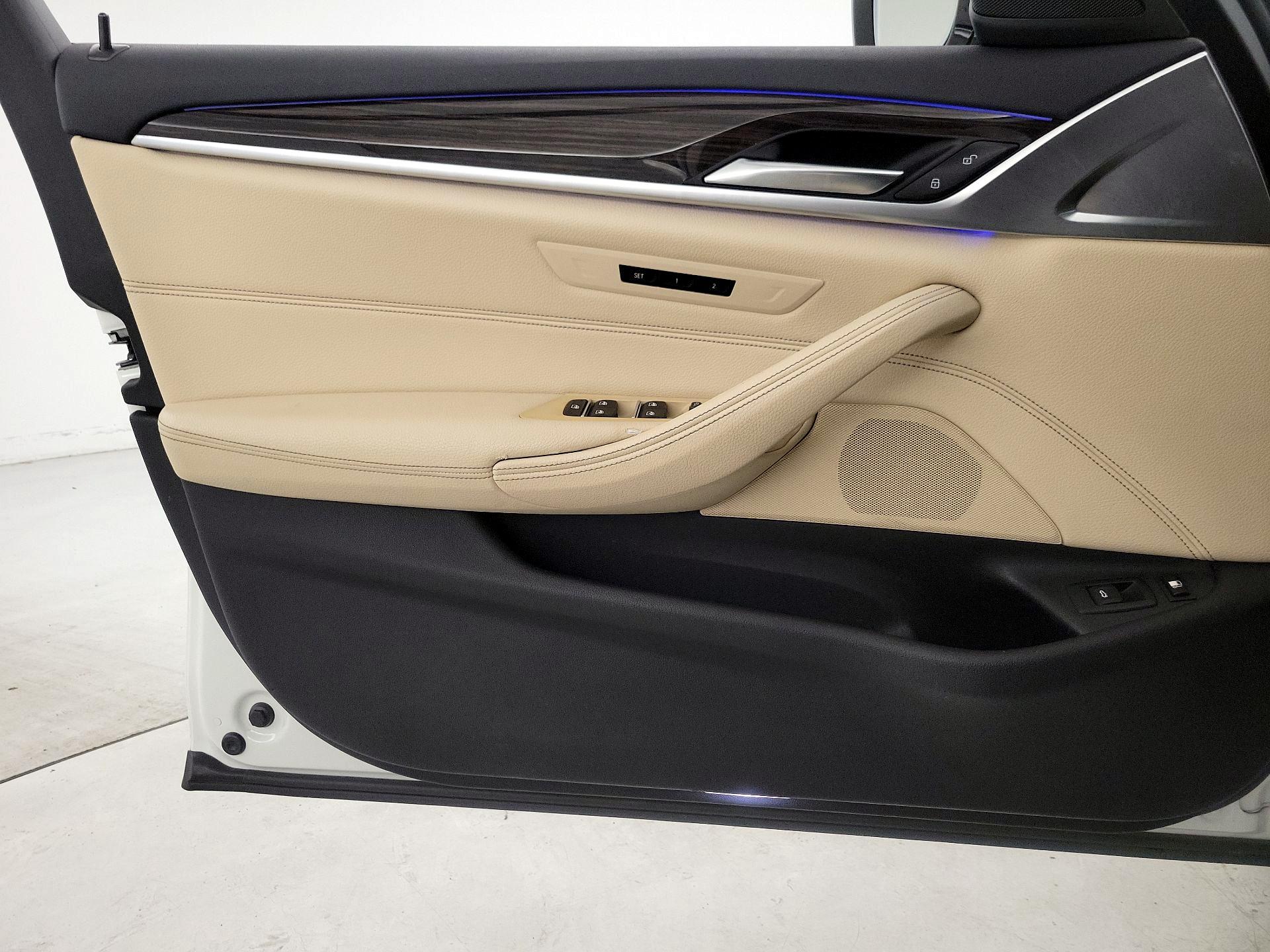 Thumbnail: 2018 BMW 5 Series - 12