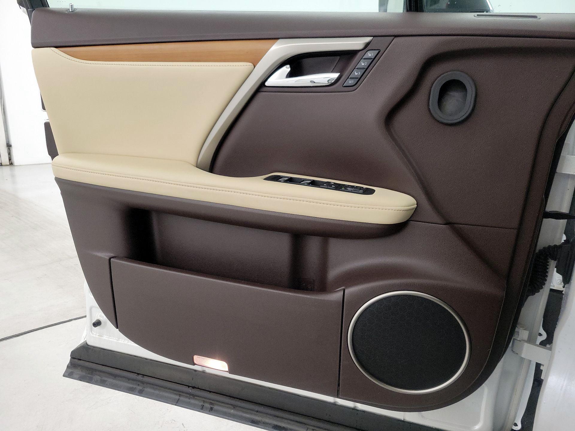 Thumbnail: 2020 Lexus RX - 12