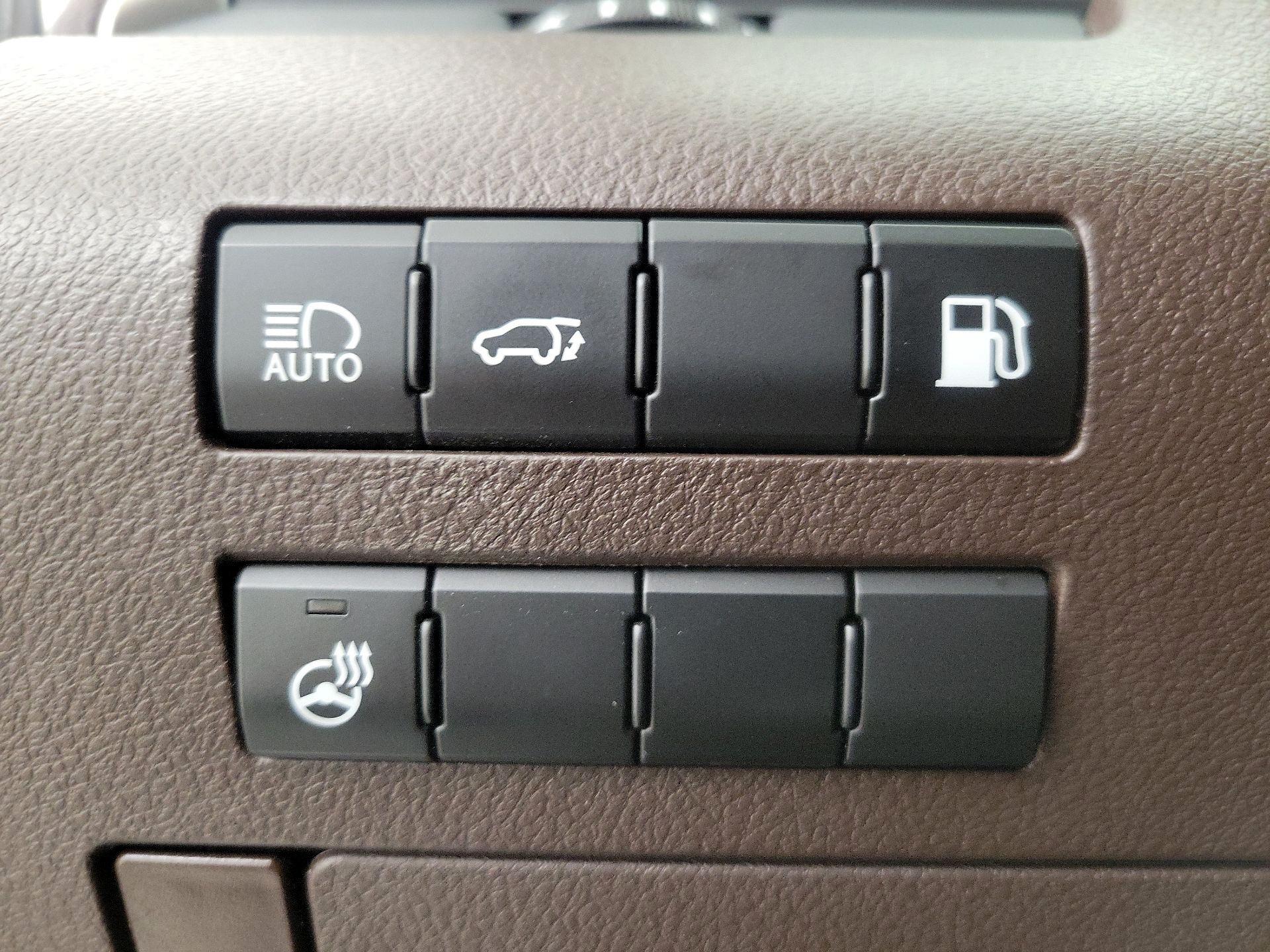 Thumbnail: 2020 Lexus RX - 13