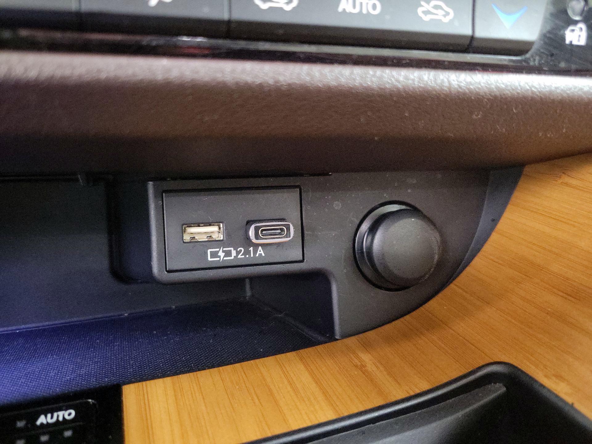 Thumbnail: 2020 Lexus RX - 19