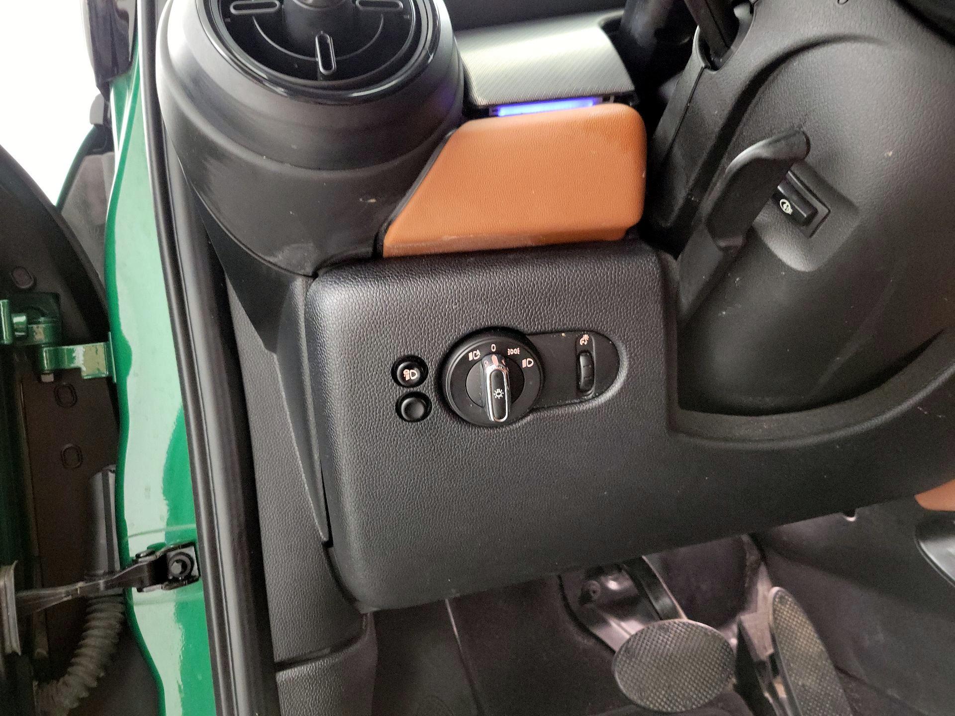 Thumbnail: 2022 MINI Cooper Hardtop - 13