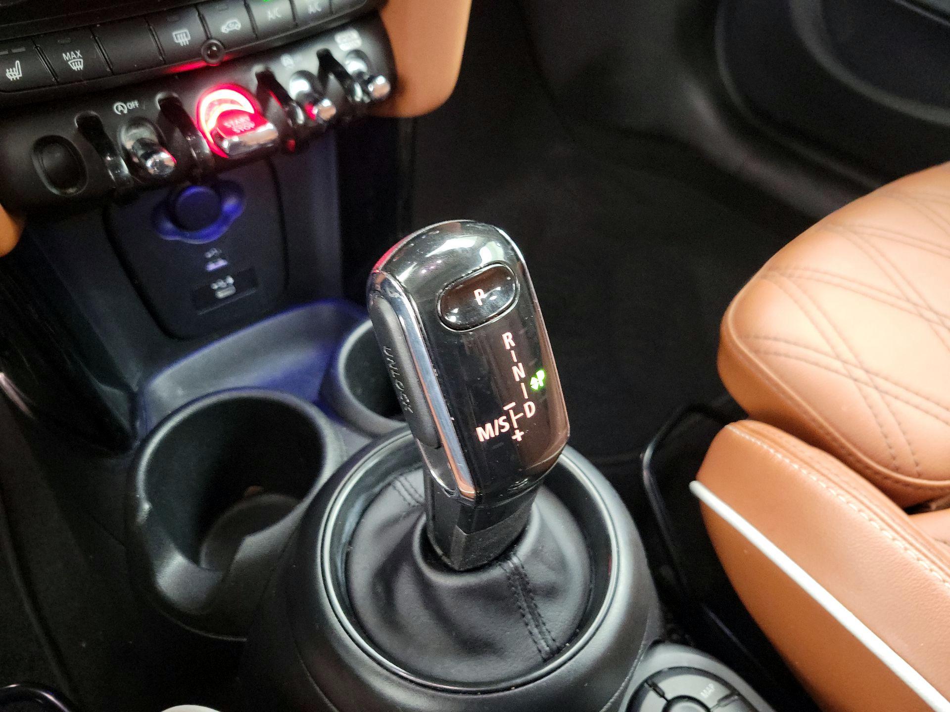 Thumbnail: 2022 MINI Cooper Hardtop - 17