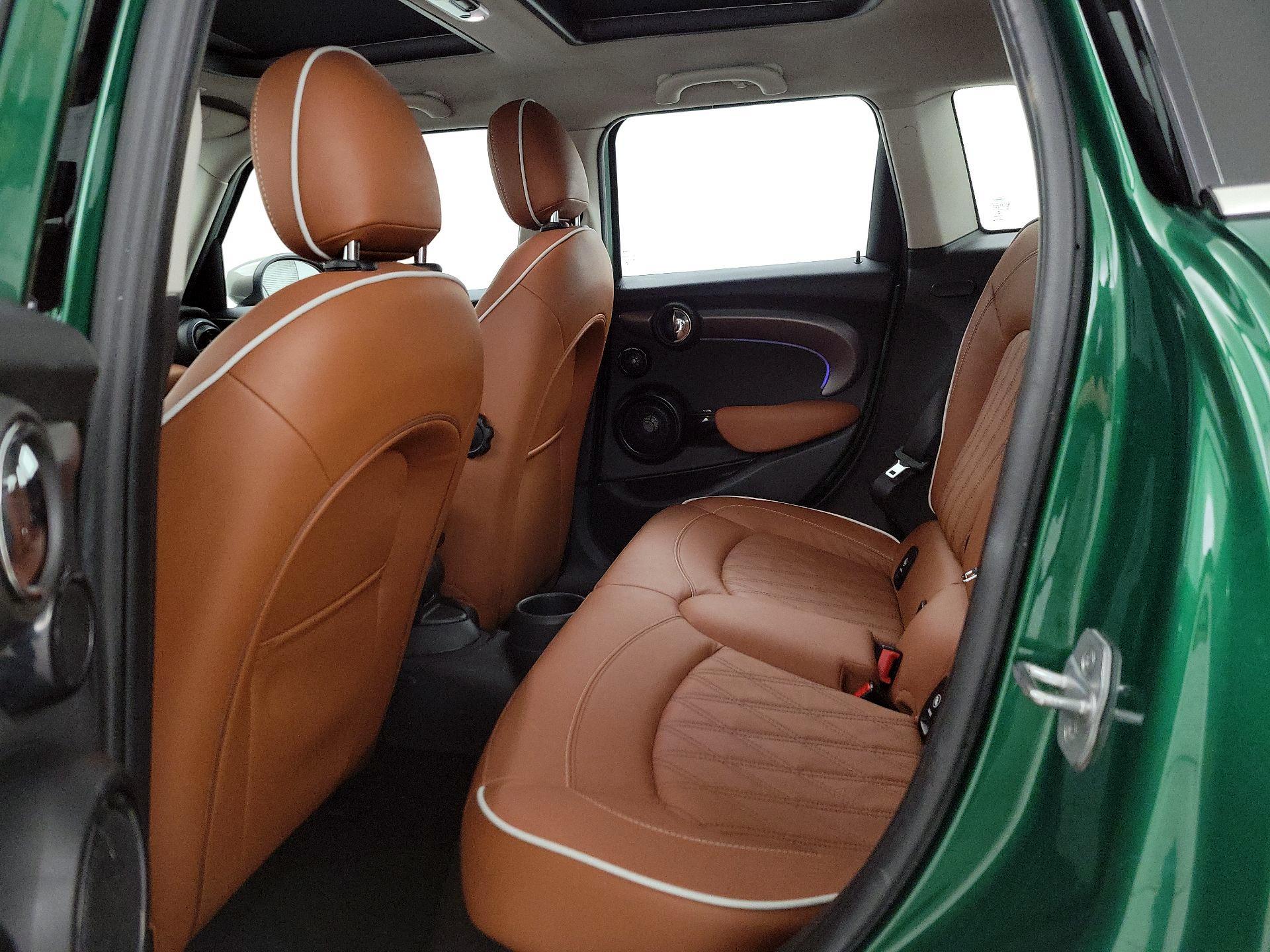 Thumbnail: 2022 MINI Cooper Hardtop - 19