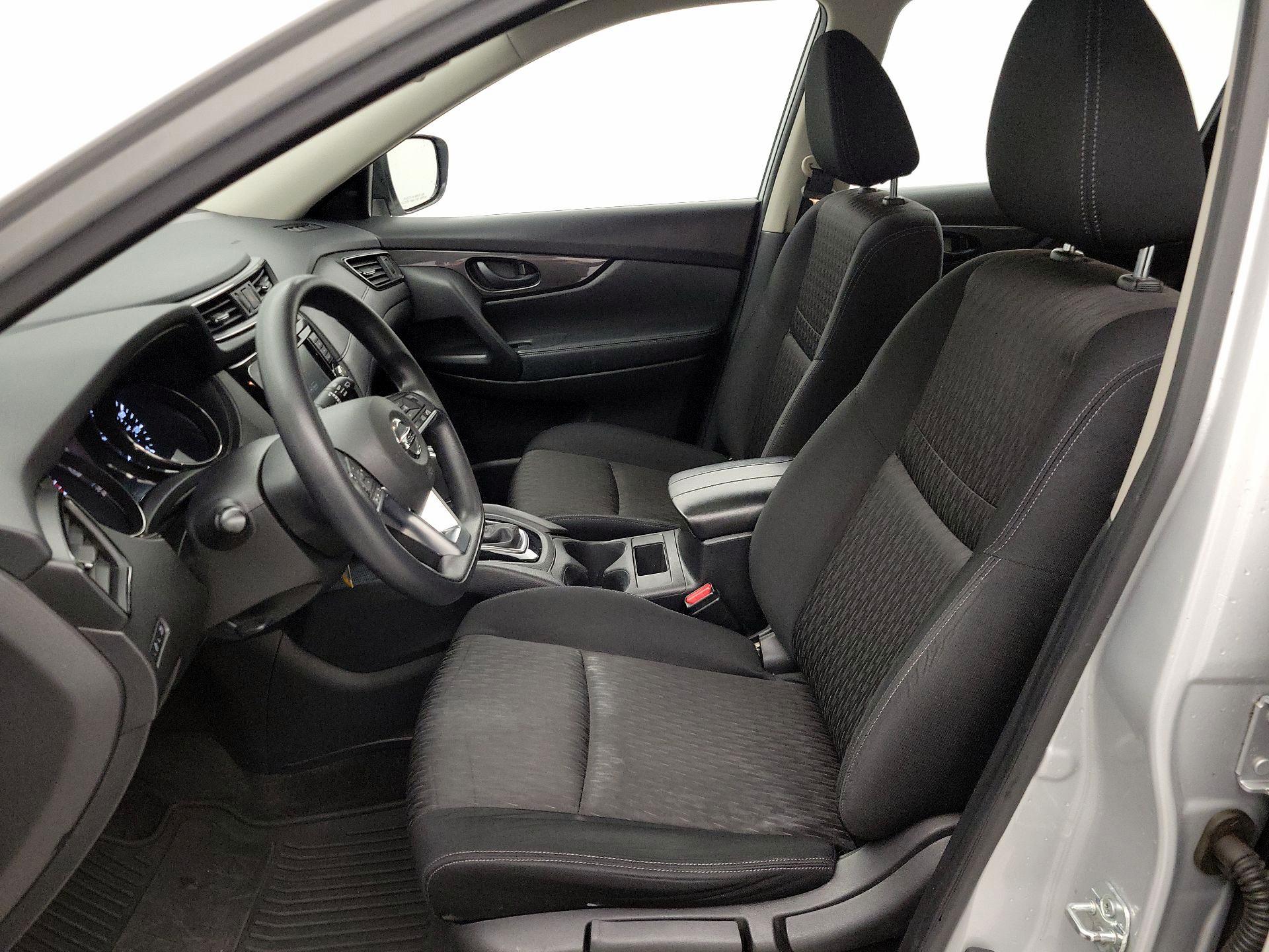 Thumbnail: 2019 Nissan Rogue - 11