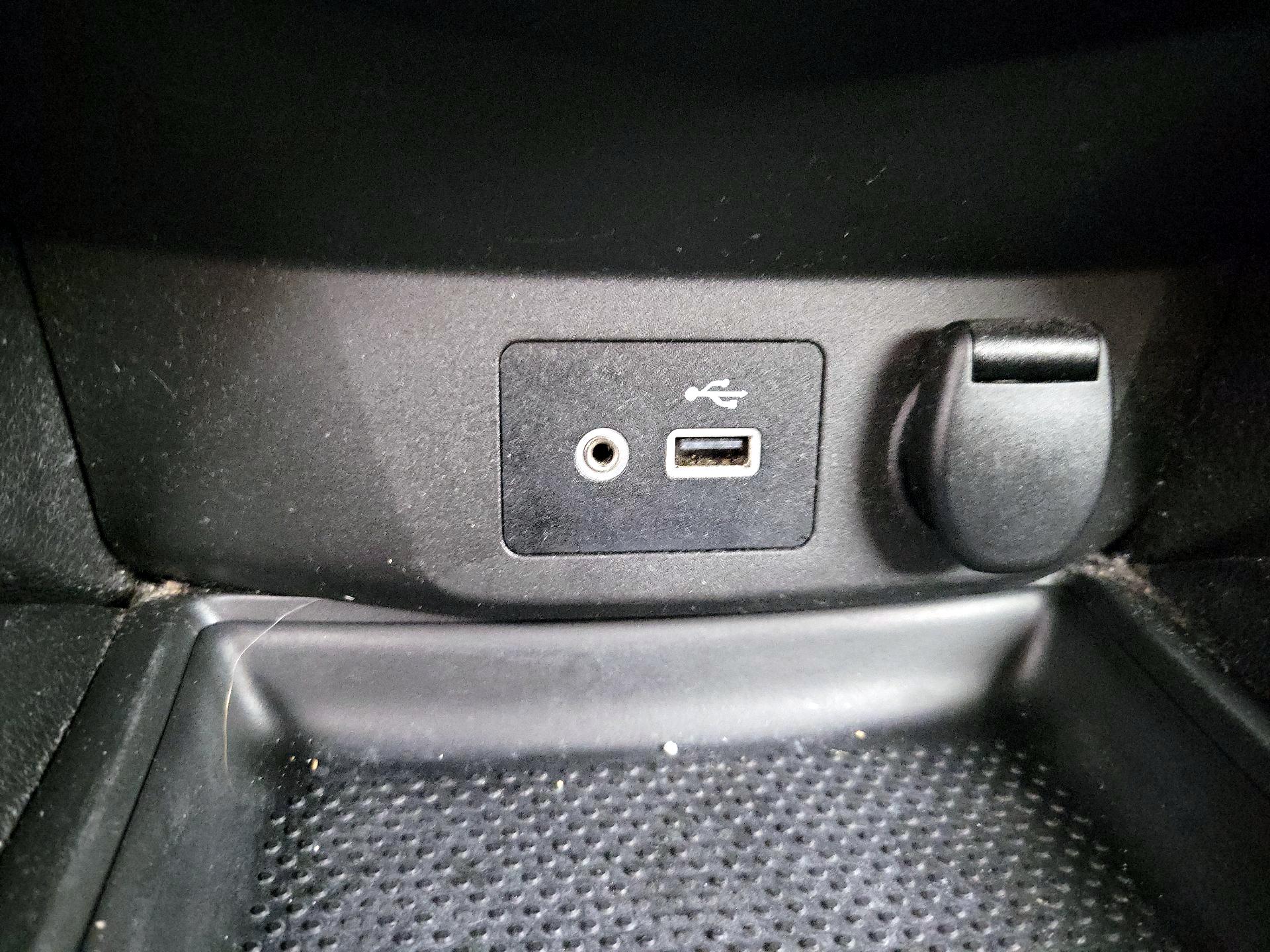 Thumbnail: 2019 Nissan Rogue - 18